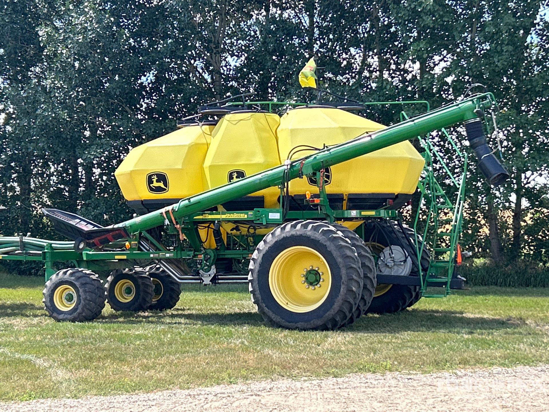 2012 John Deere 1870
