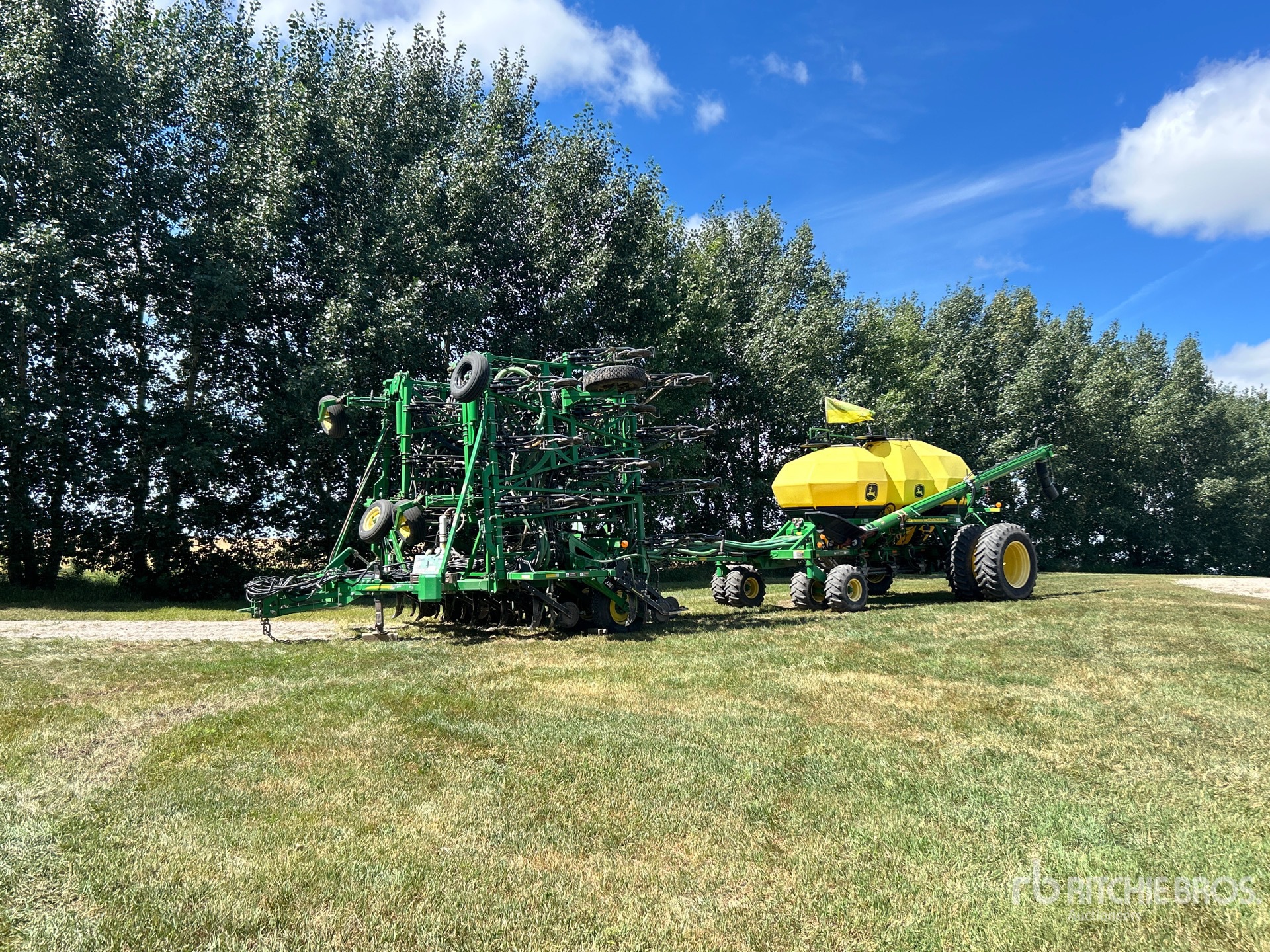2012 John Deere 1870