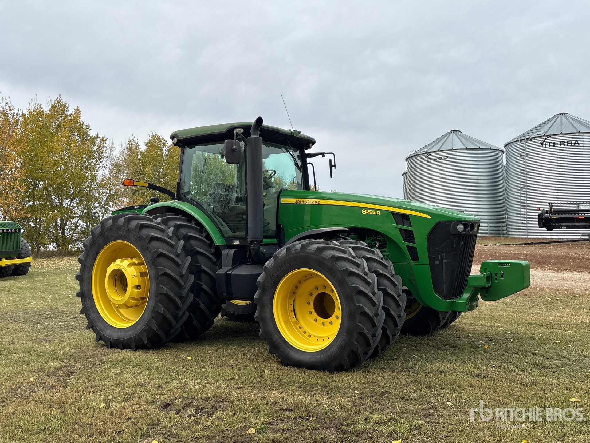 2014 John Deere 8295R