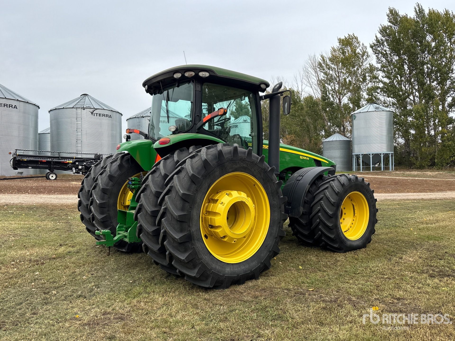 2014 John Deere 8295R