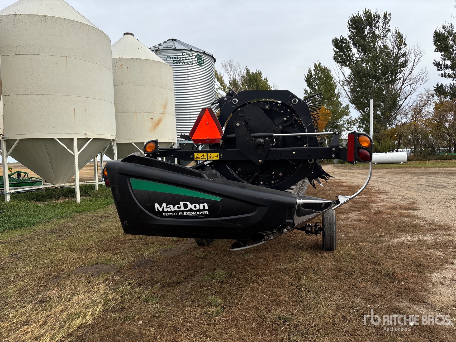 2016 Macdon FD75-D