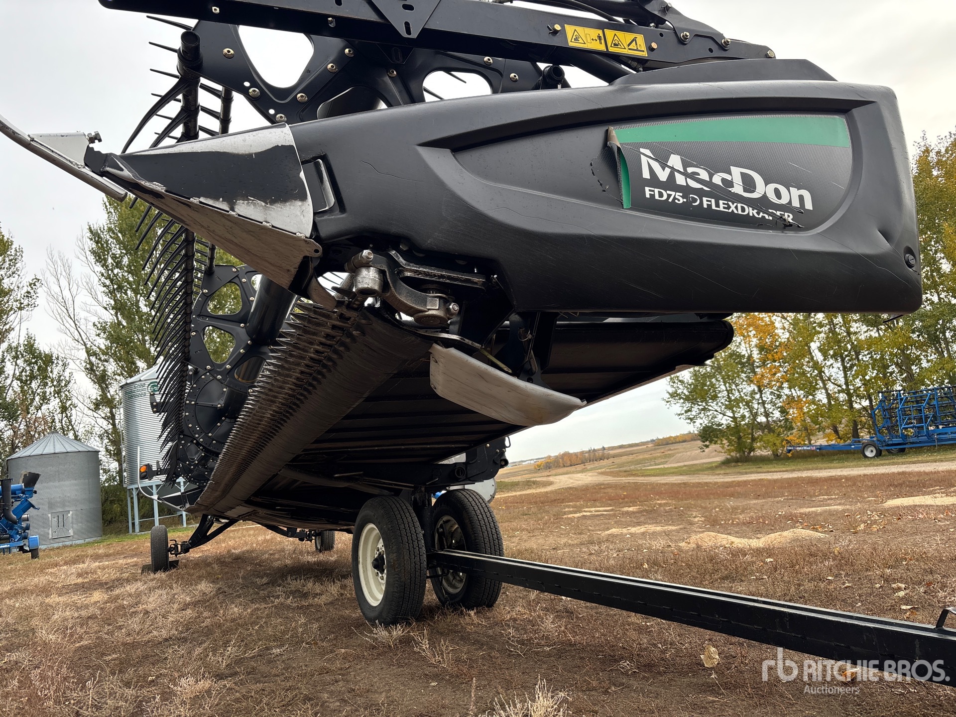 2016 Macdon FD75-D