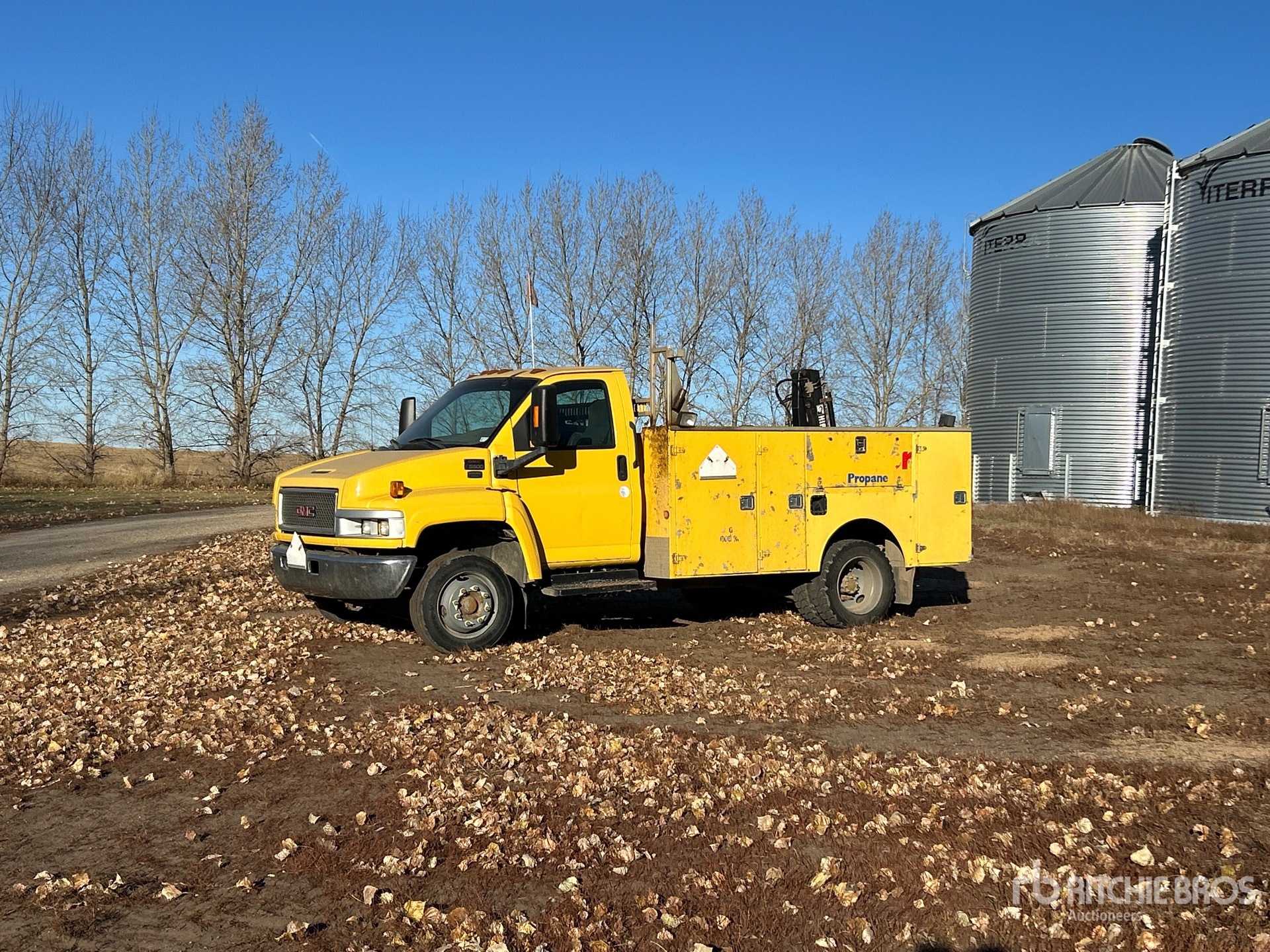 2003 GMC 5500