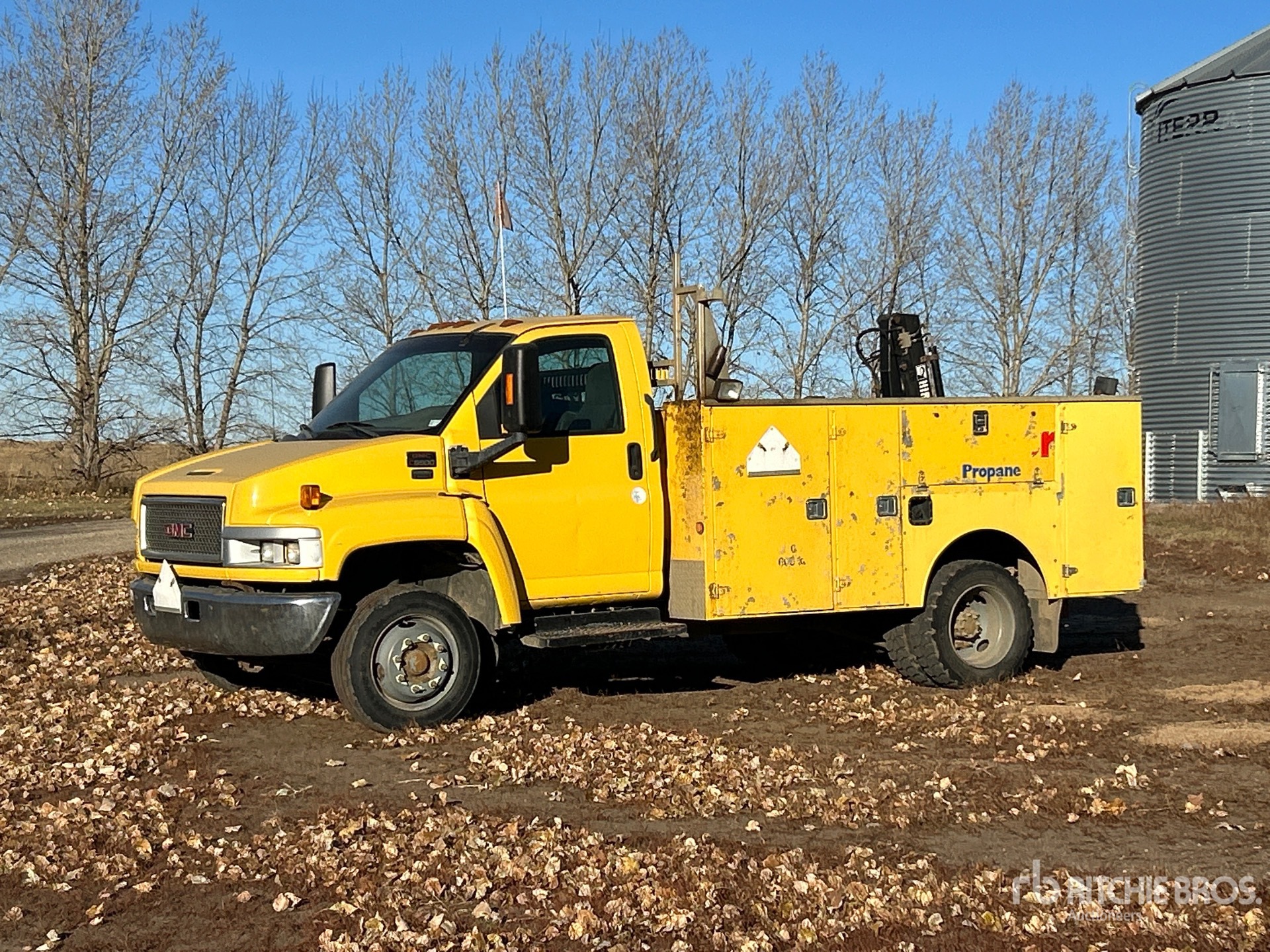 2003 GMC 5500
