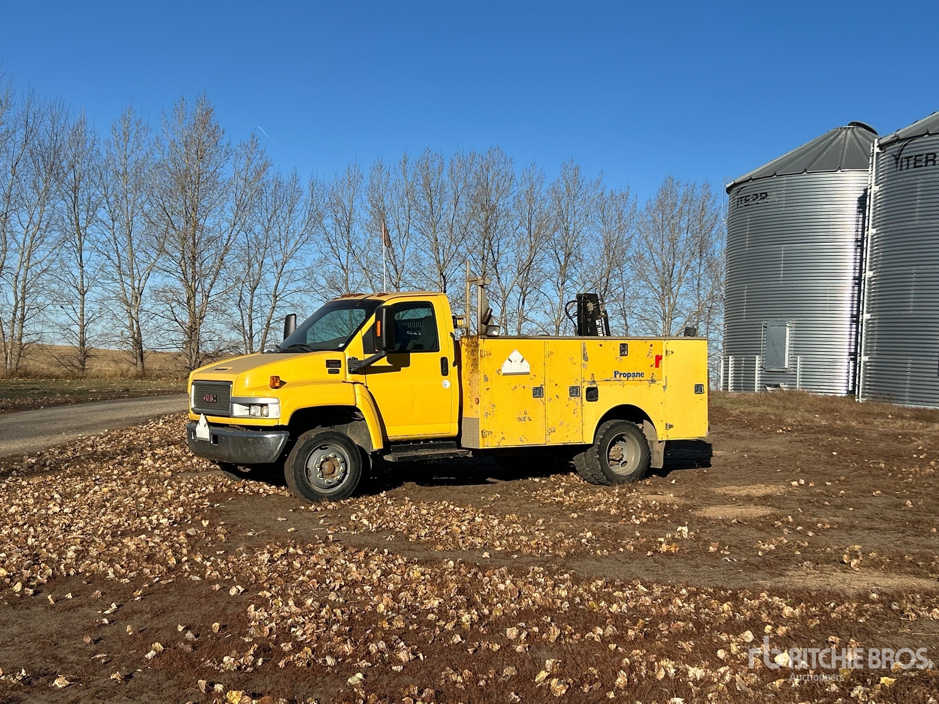 2003 GMC 5500