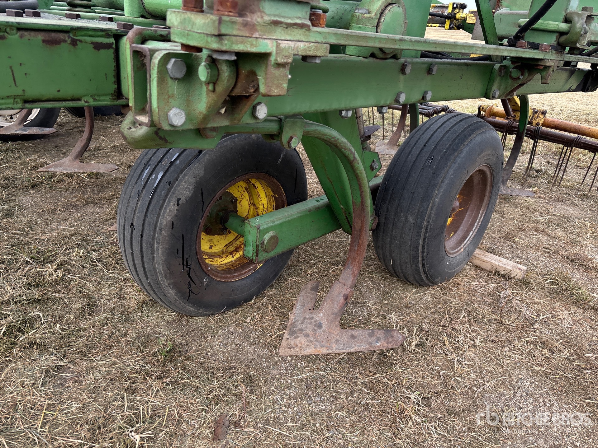 John Deere 1650