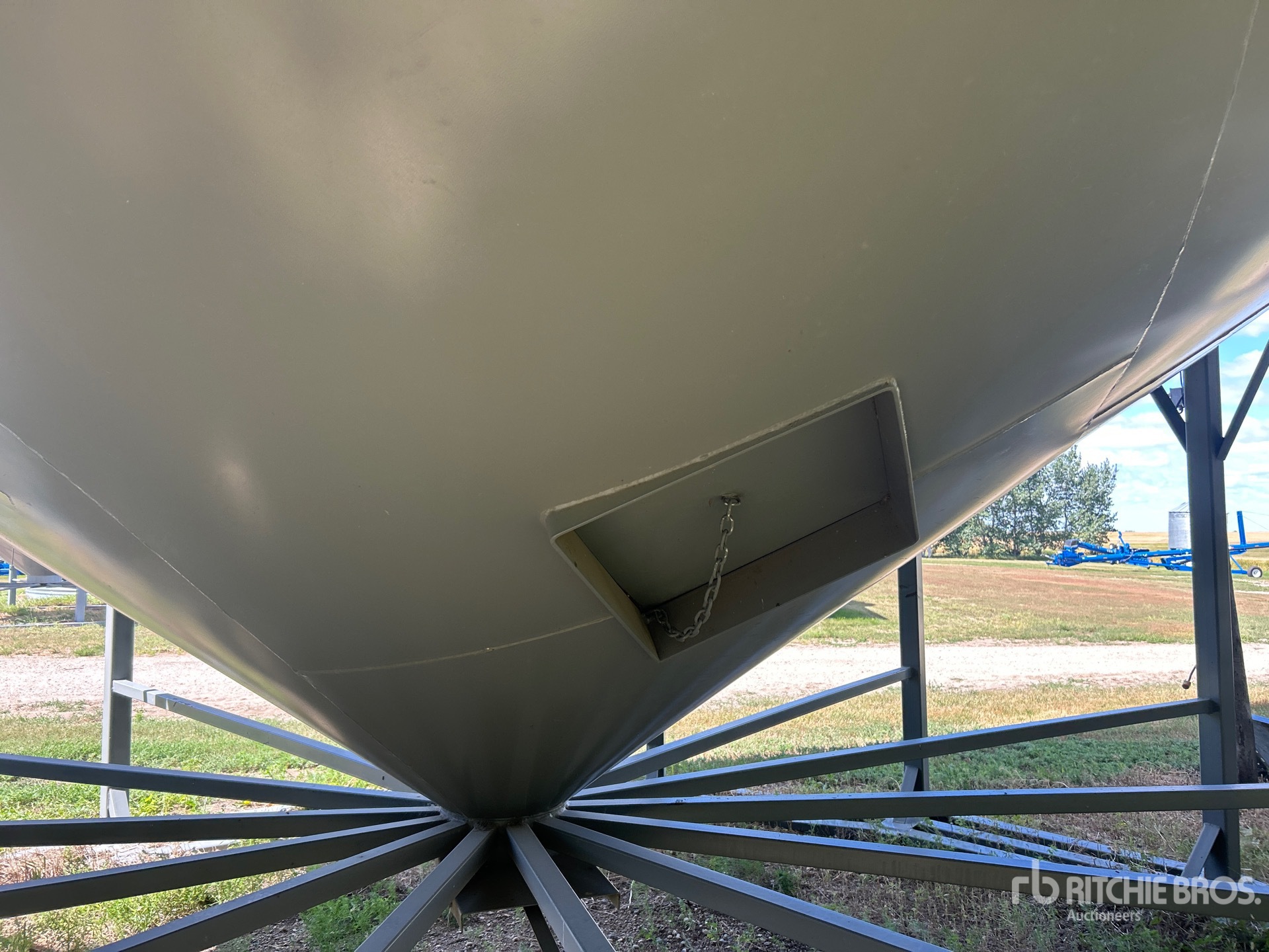 Westor +/- 6000 bu 6 Ring Hopper