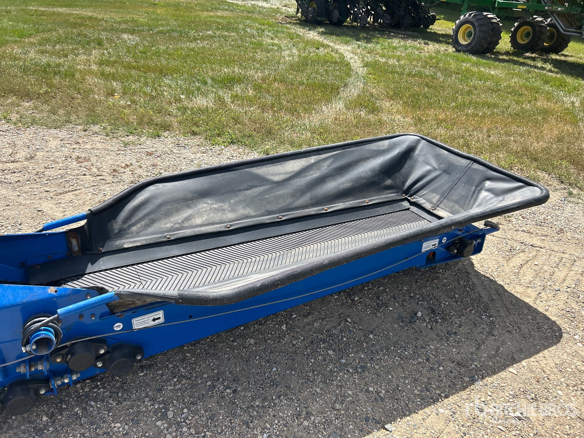 2022 Brandt 1552 LP