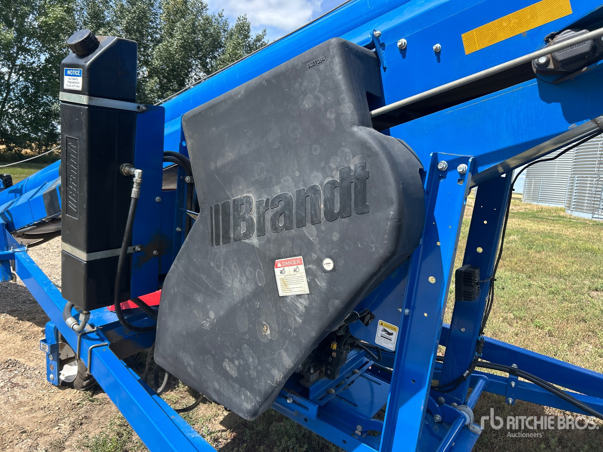 2022 Brandt 1552 LP
