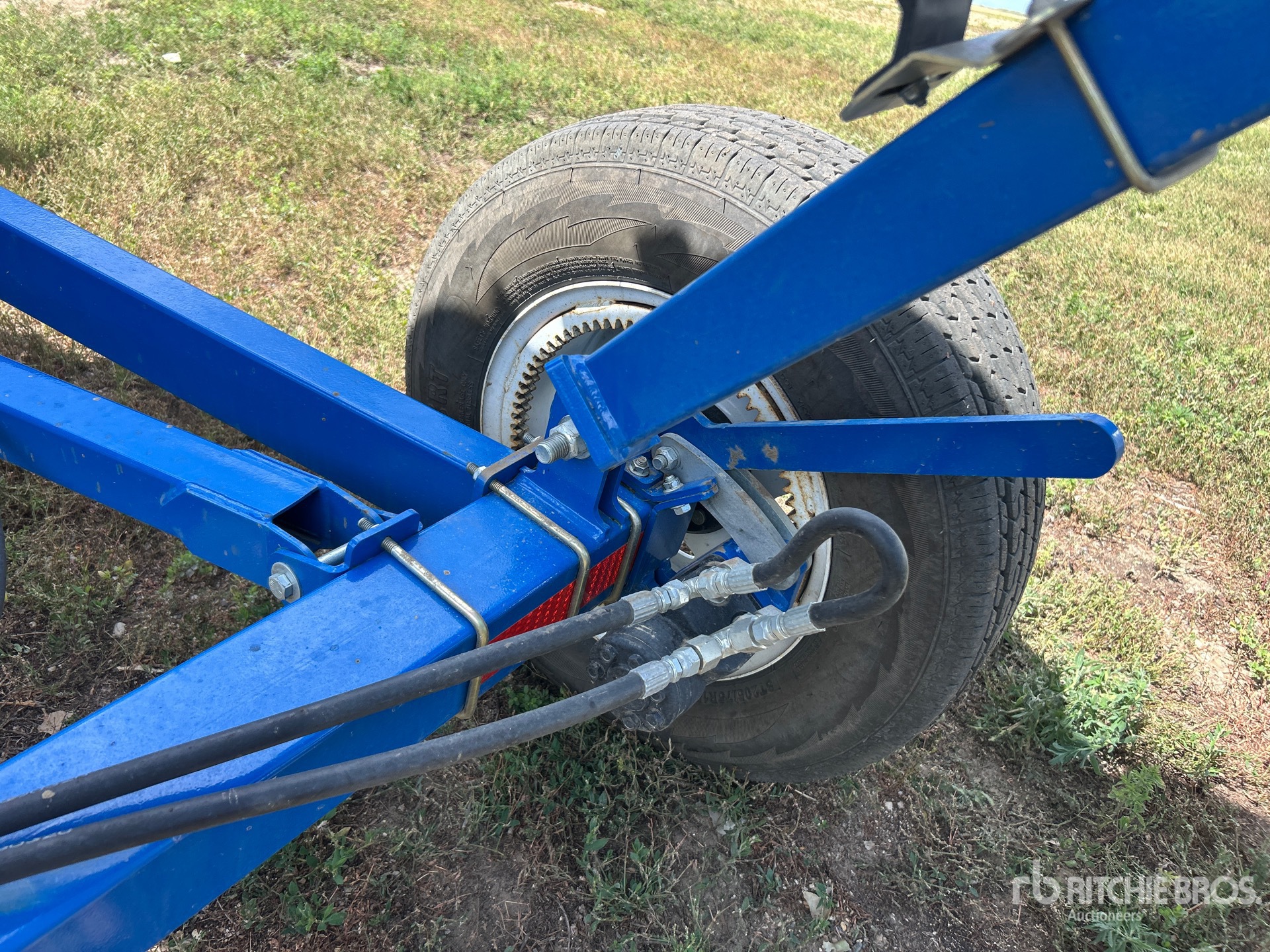 2022 Brandt 1552 LP