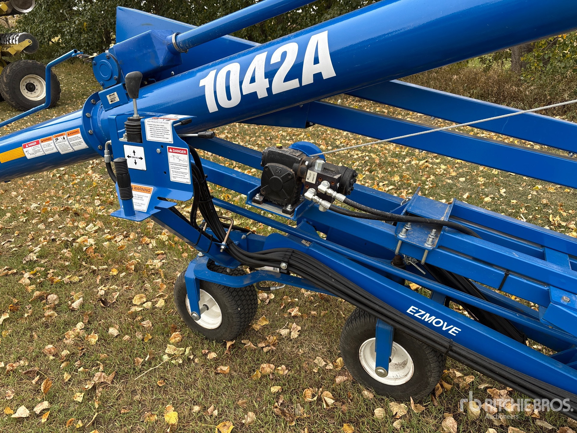 2021 Brandt 1042A
