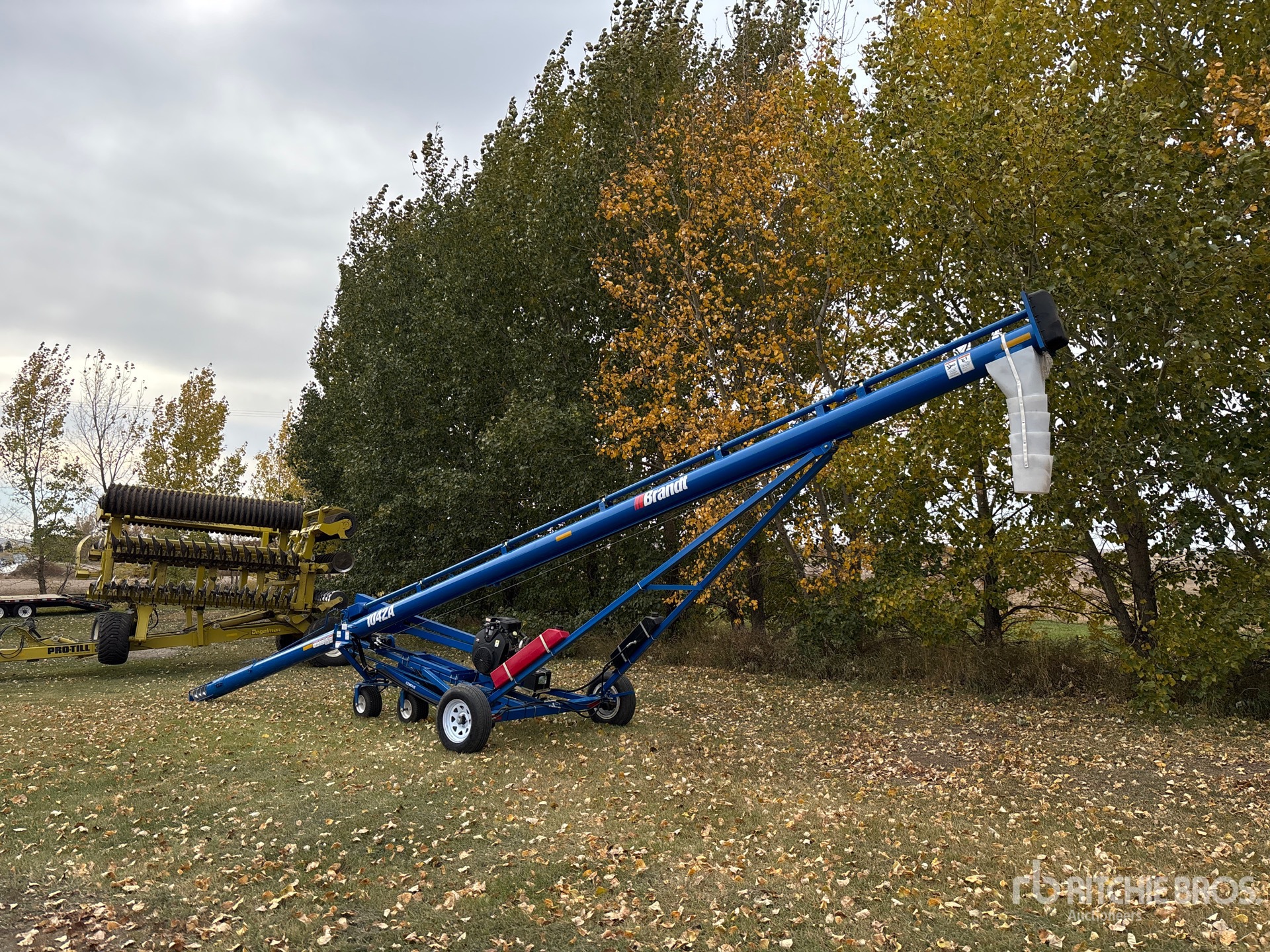 2021 Brandt 1042A