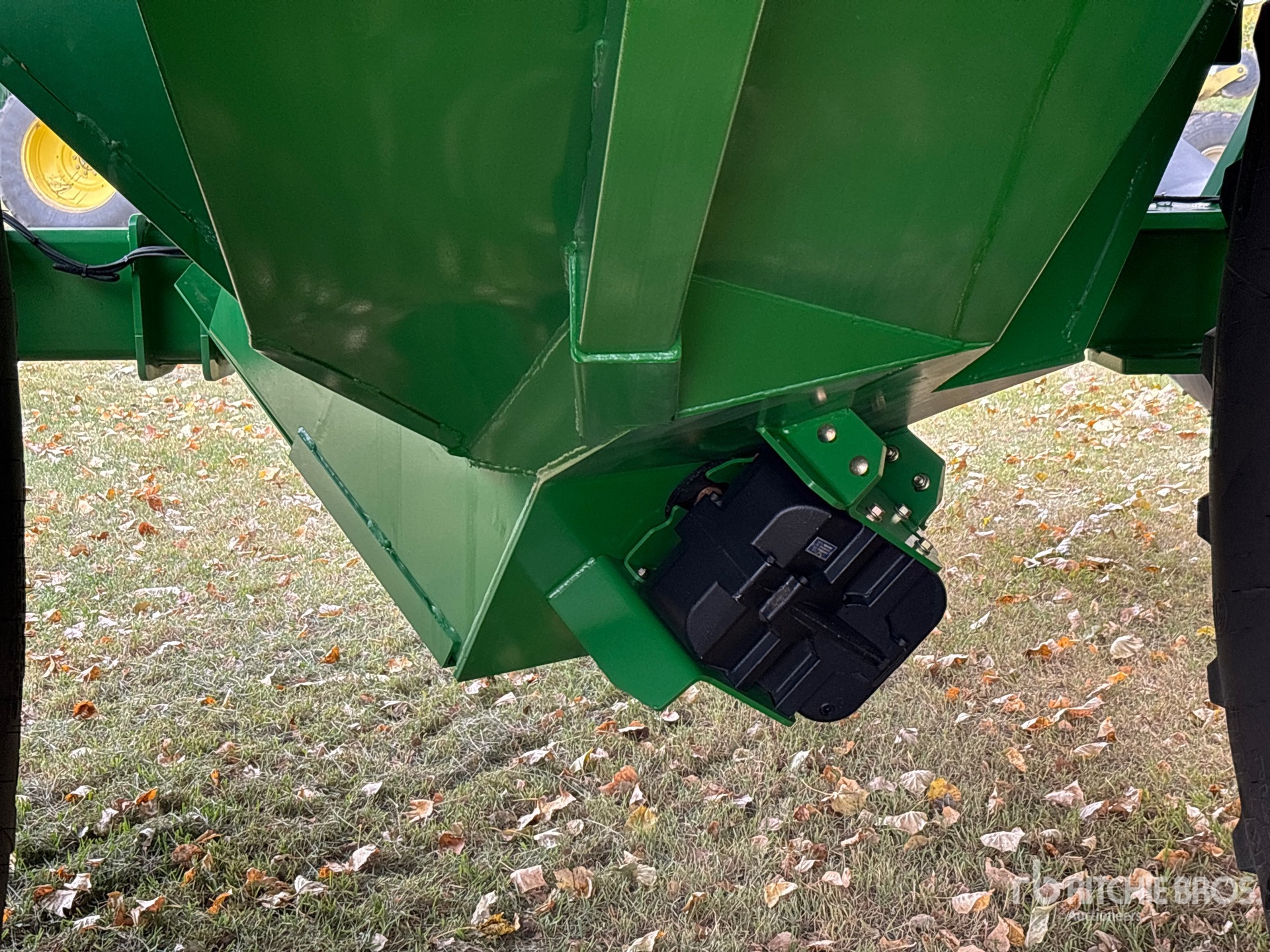 2020 Brandt 1322XR