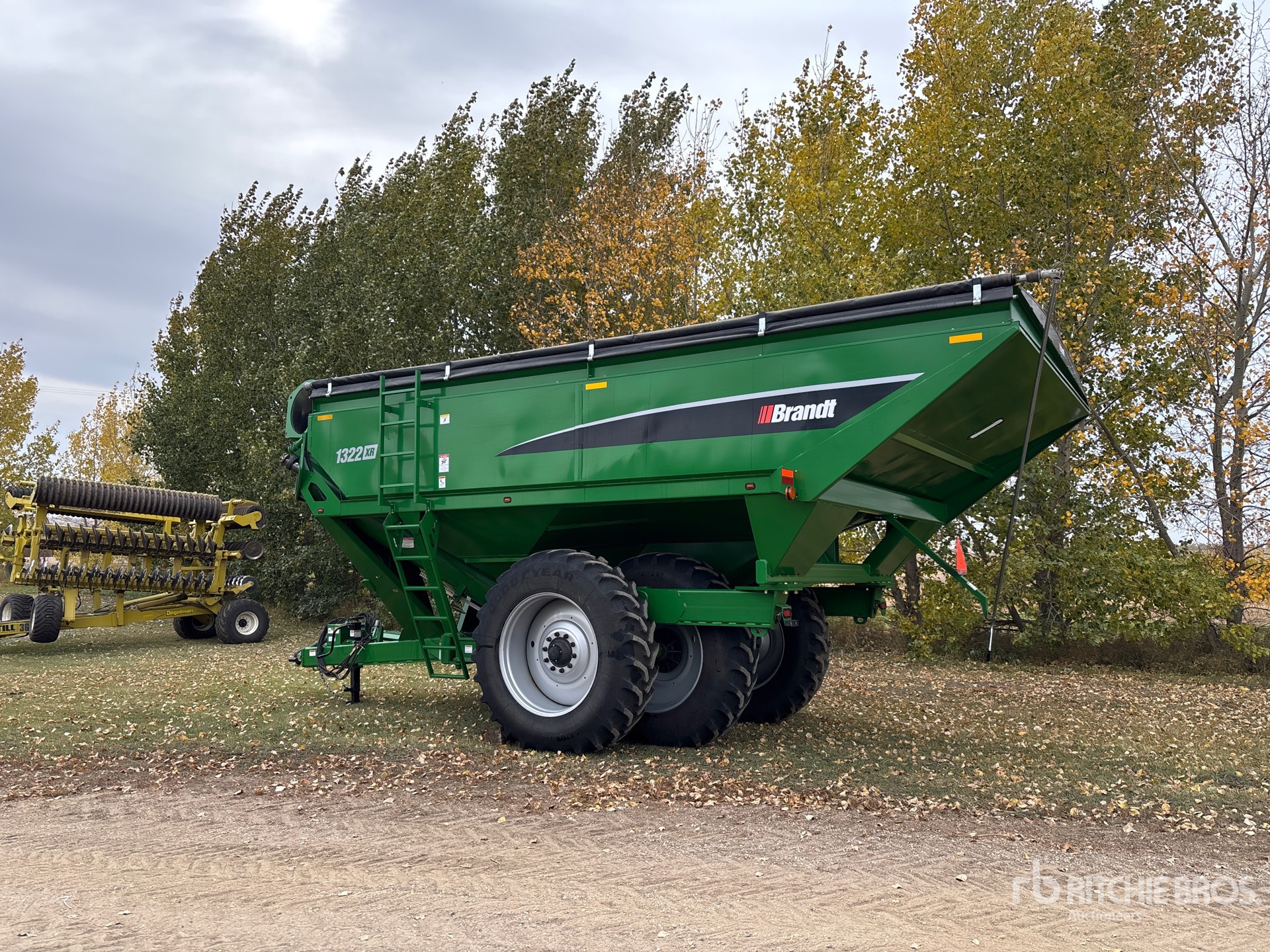 2020 Brandt 1322XR