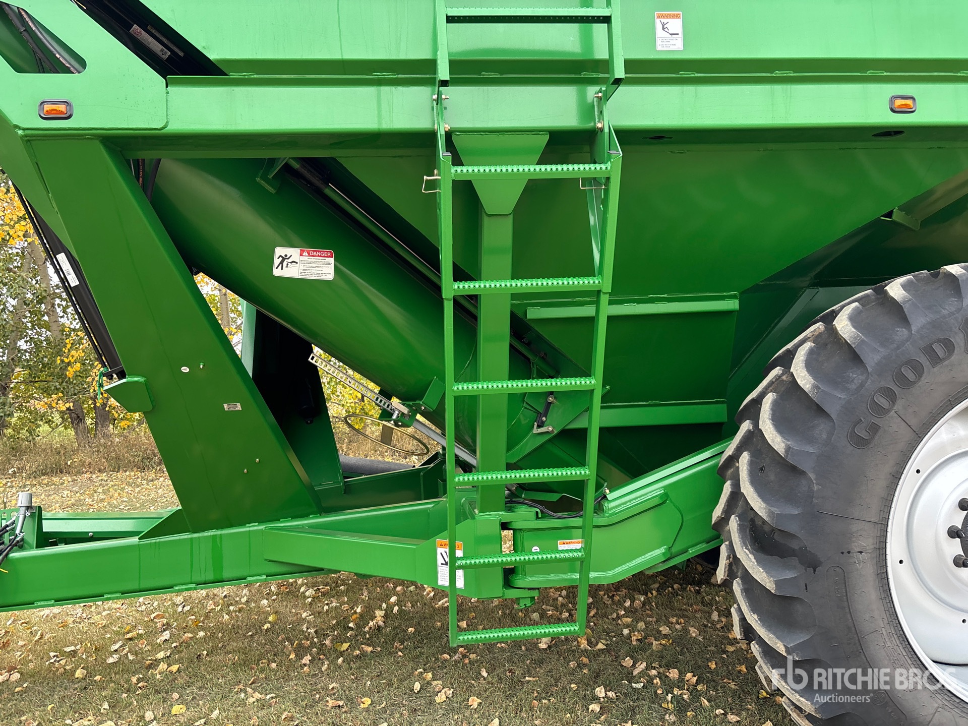 2020 Brandt 1322XR