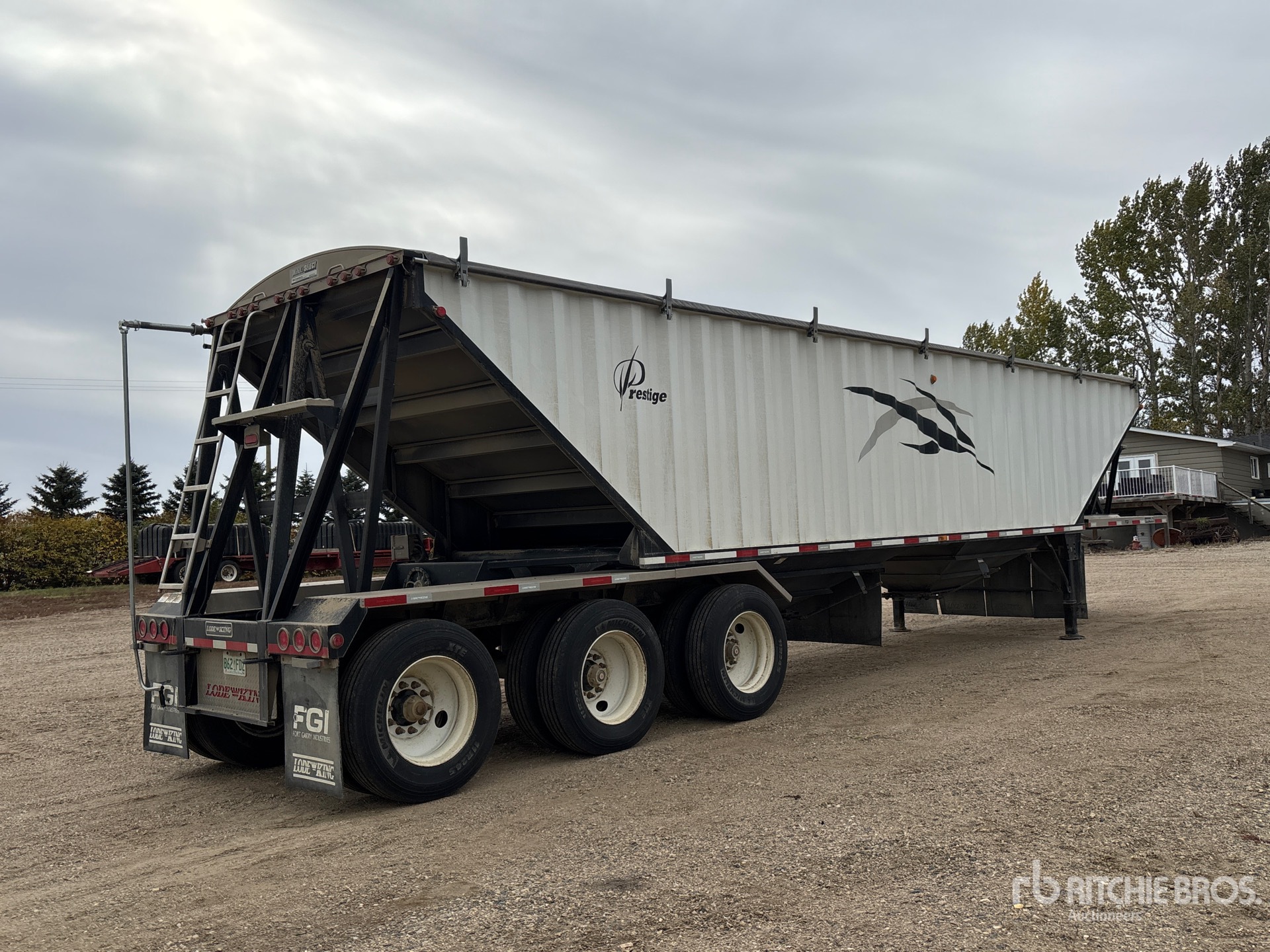 2016 Load King  45 FT TRI/A