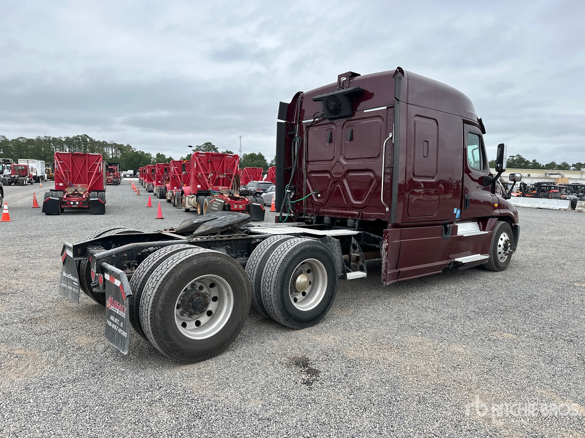 2018 Freightliner CASCADIA 125
