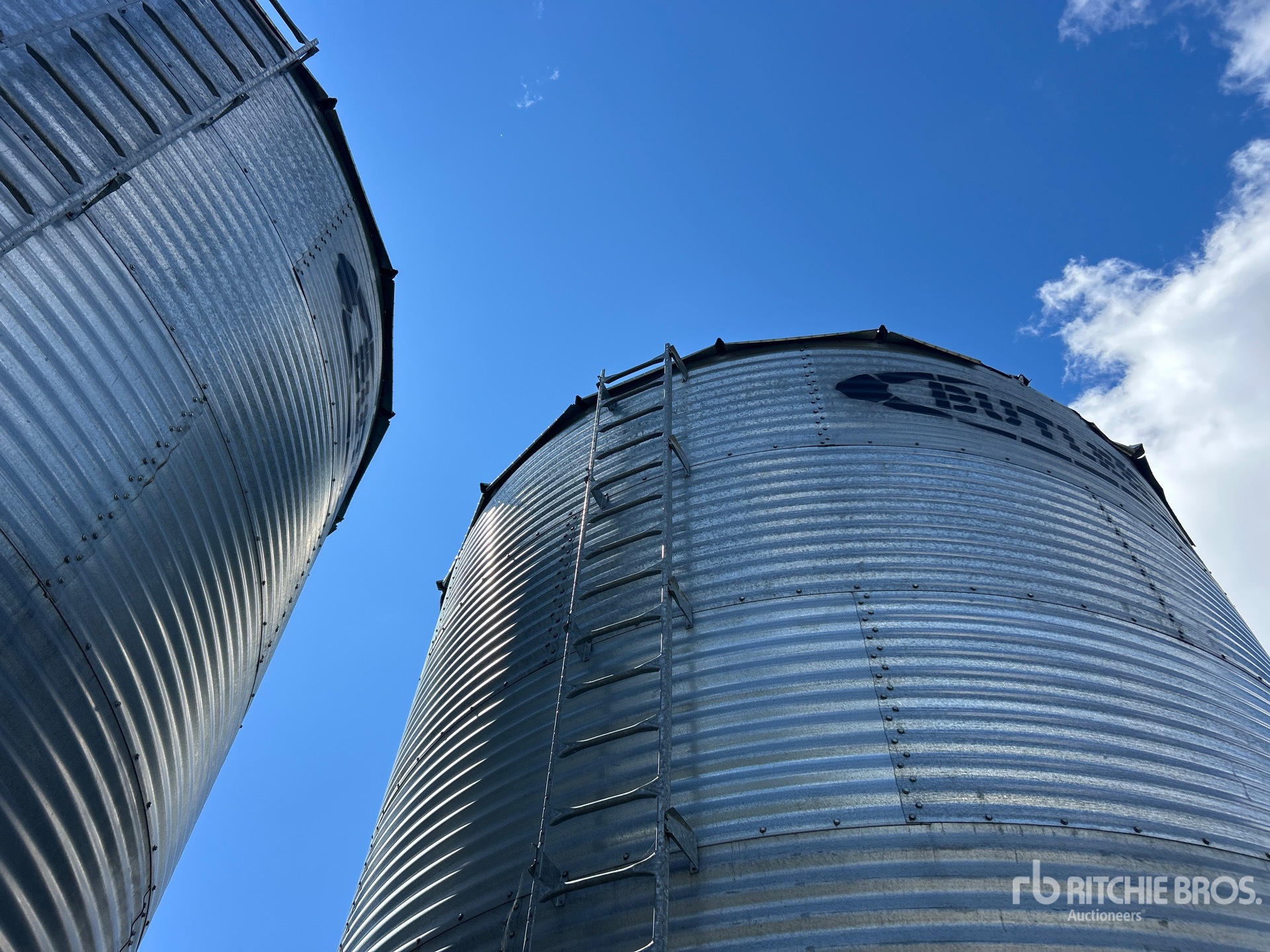 Butler +/- 3100 bu 4 Ring Hopper