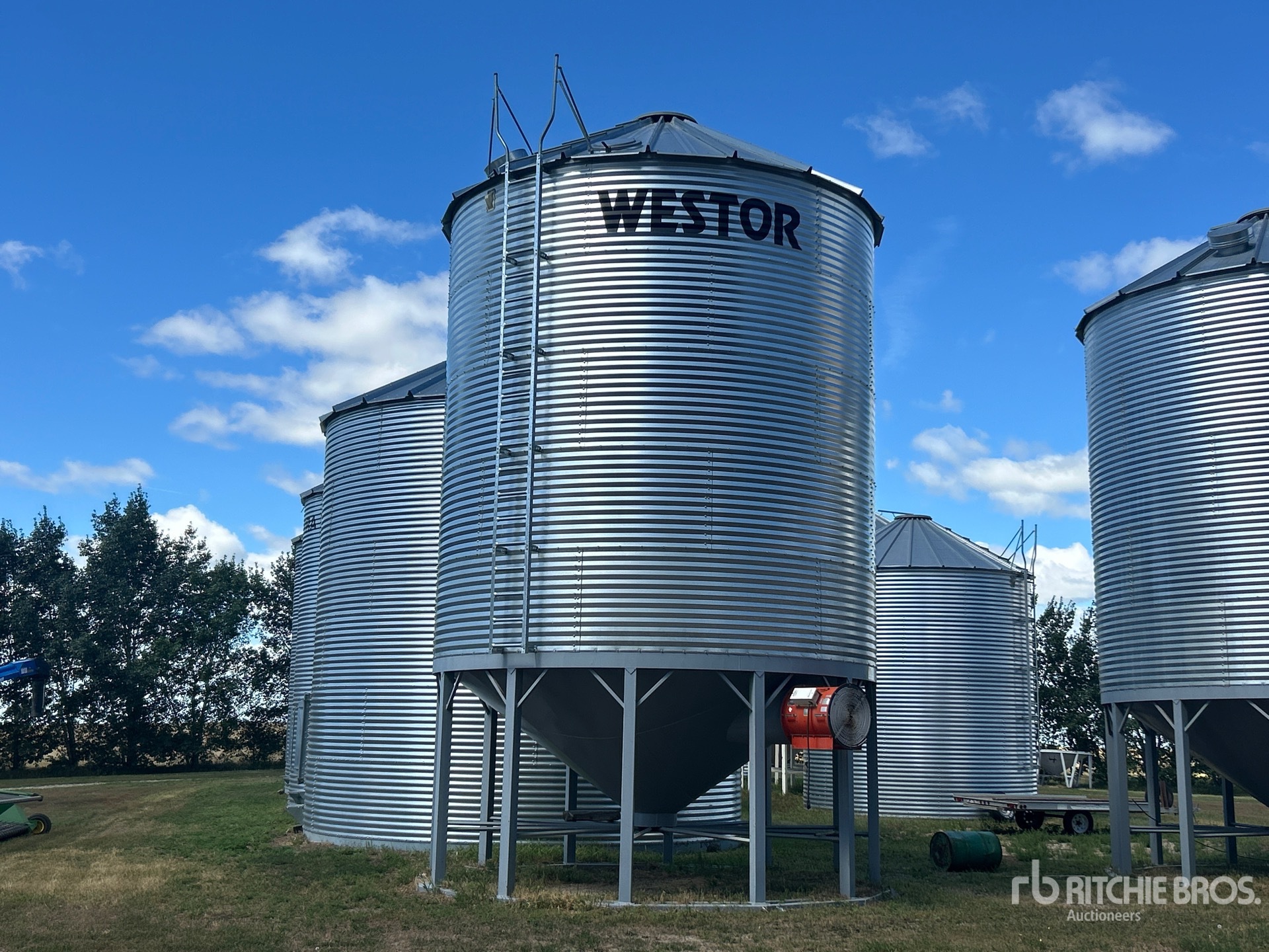 Westor +/- 4000 bu 5 Ring Hopper