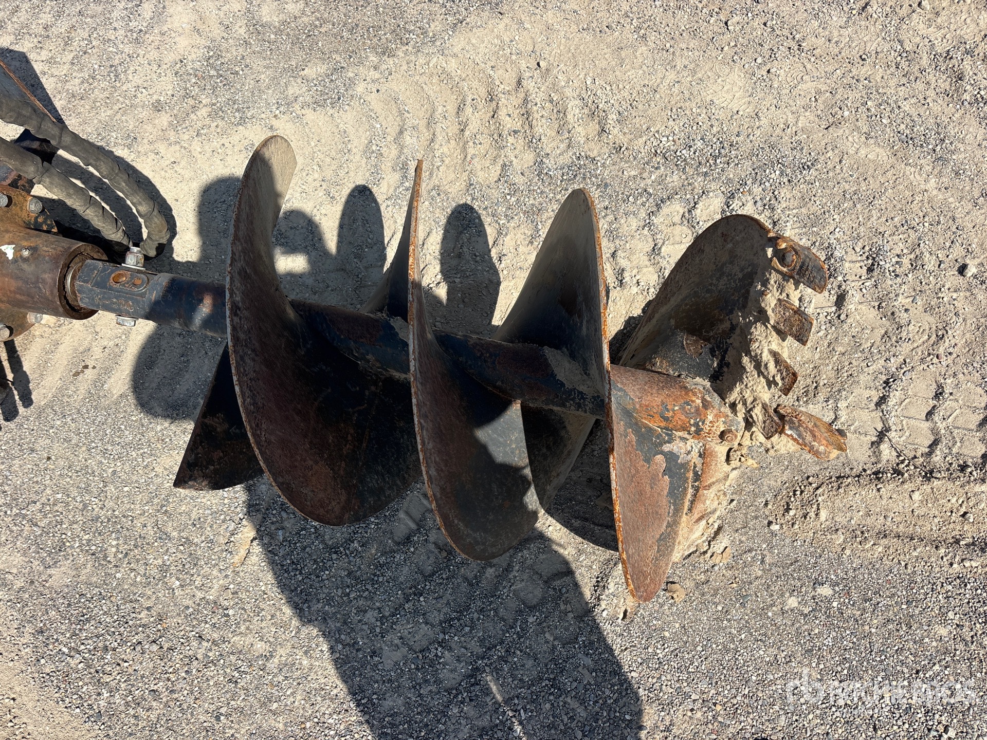 Caterpillar 24 in - Fits Bobcat T76