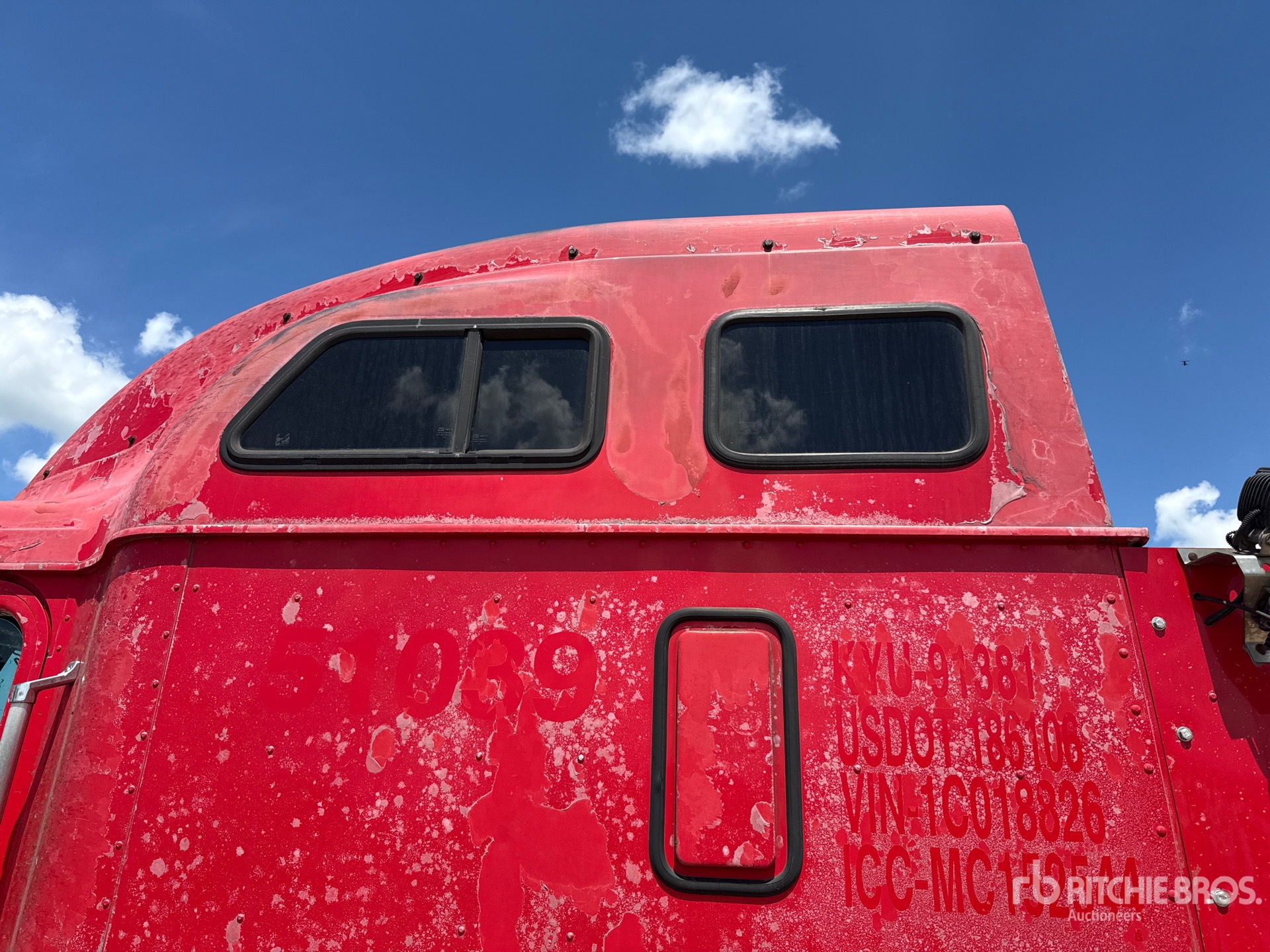 2001 International 9400I