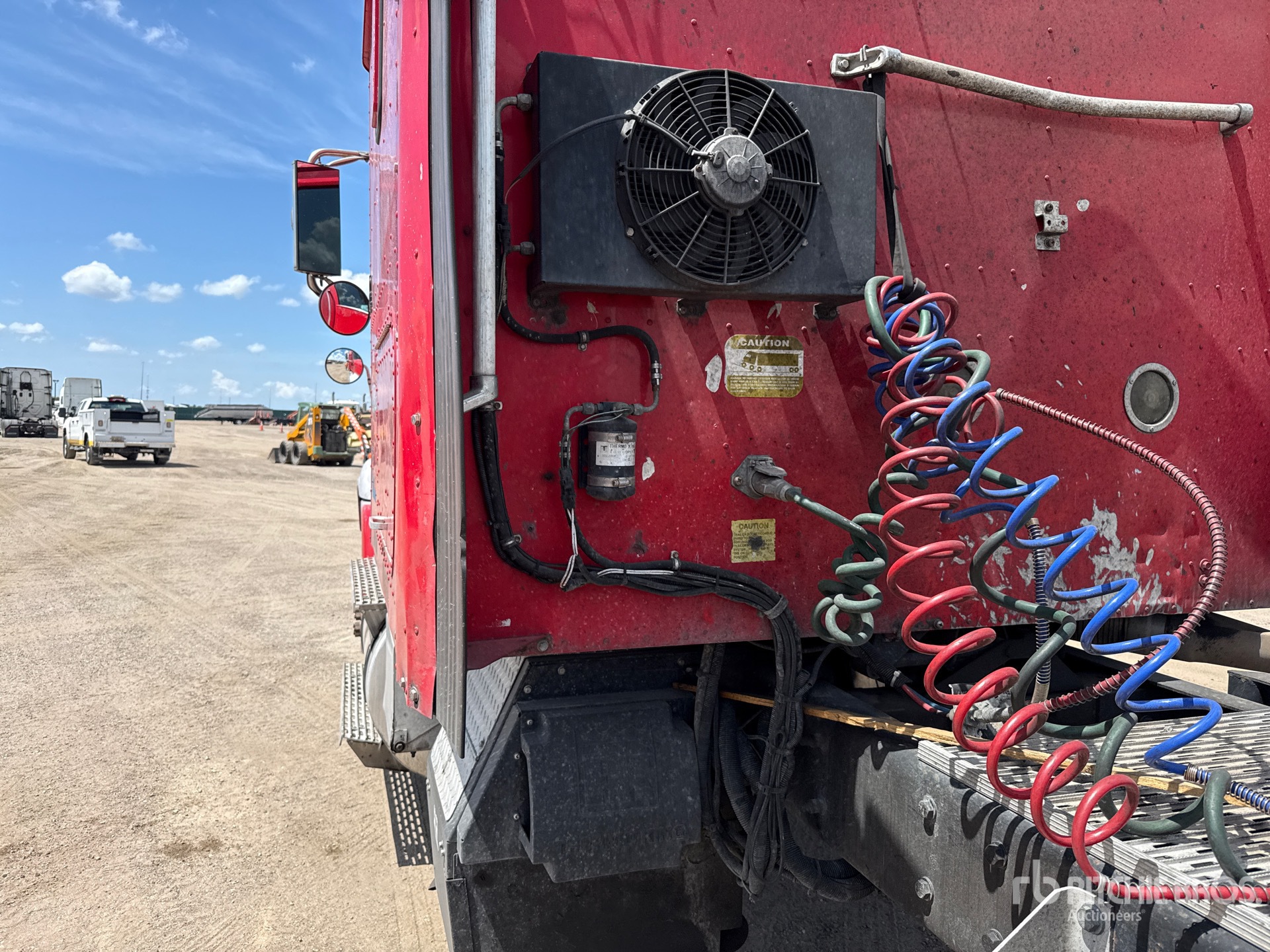 2001 International 9400I