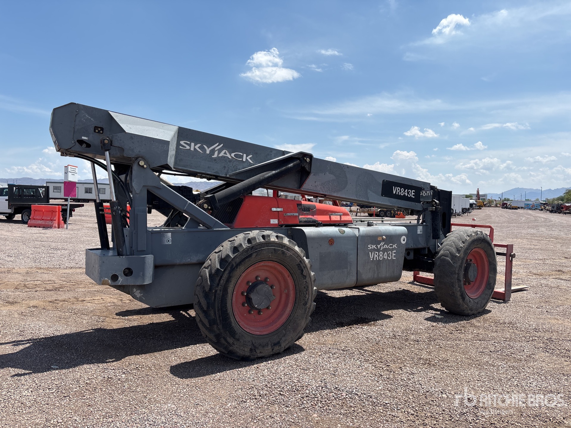 General Appearance with Picture, Right Rear Corner