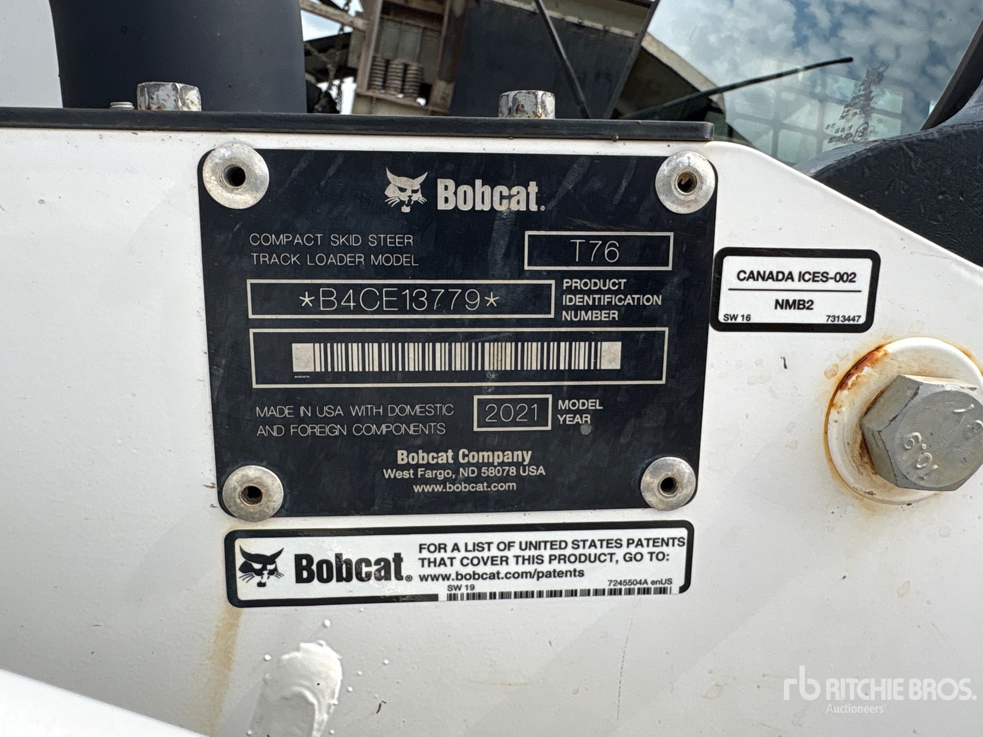 2021 Bobcat T76