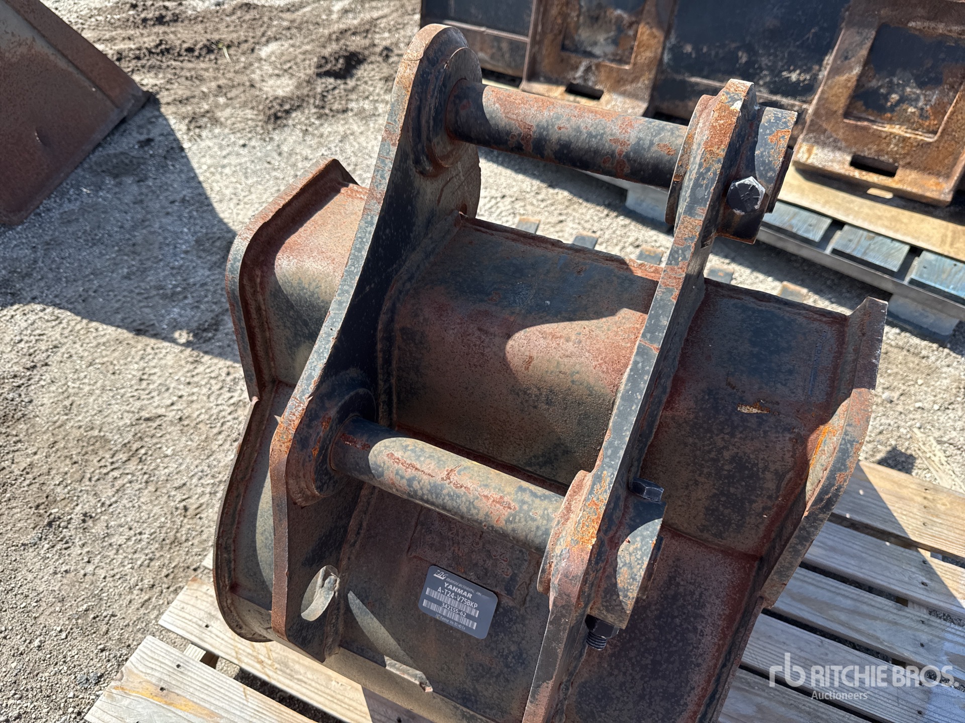 2023 Yanmar 24 in Digging