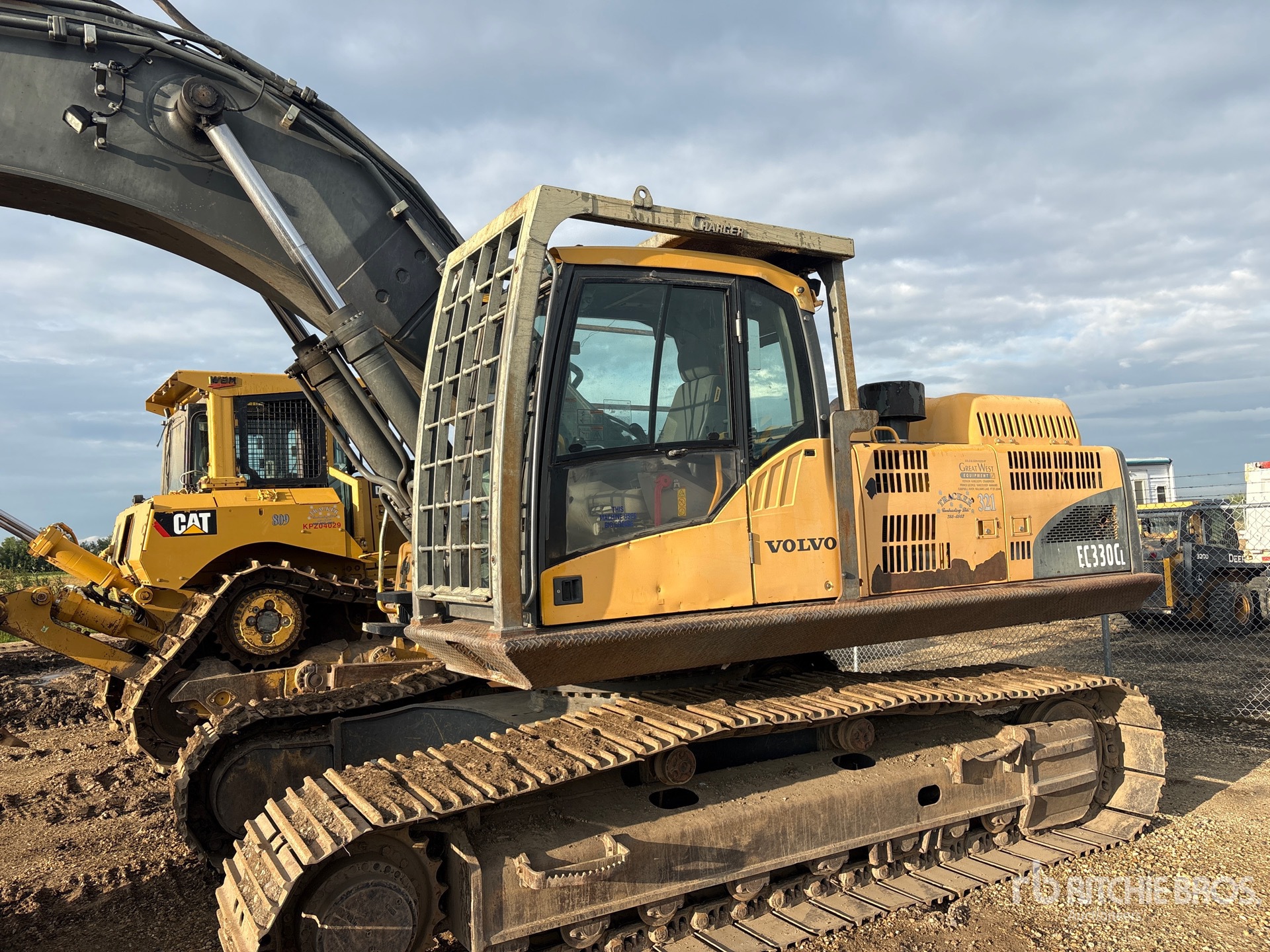 2009 Volvo EC330CL