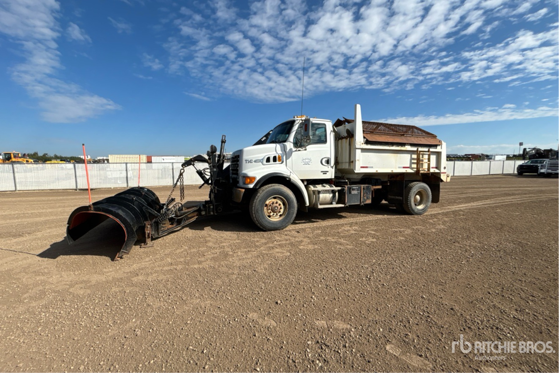 2007 Sterling L7500