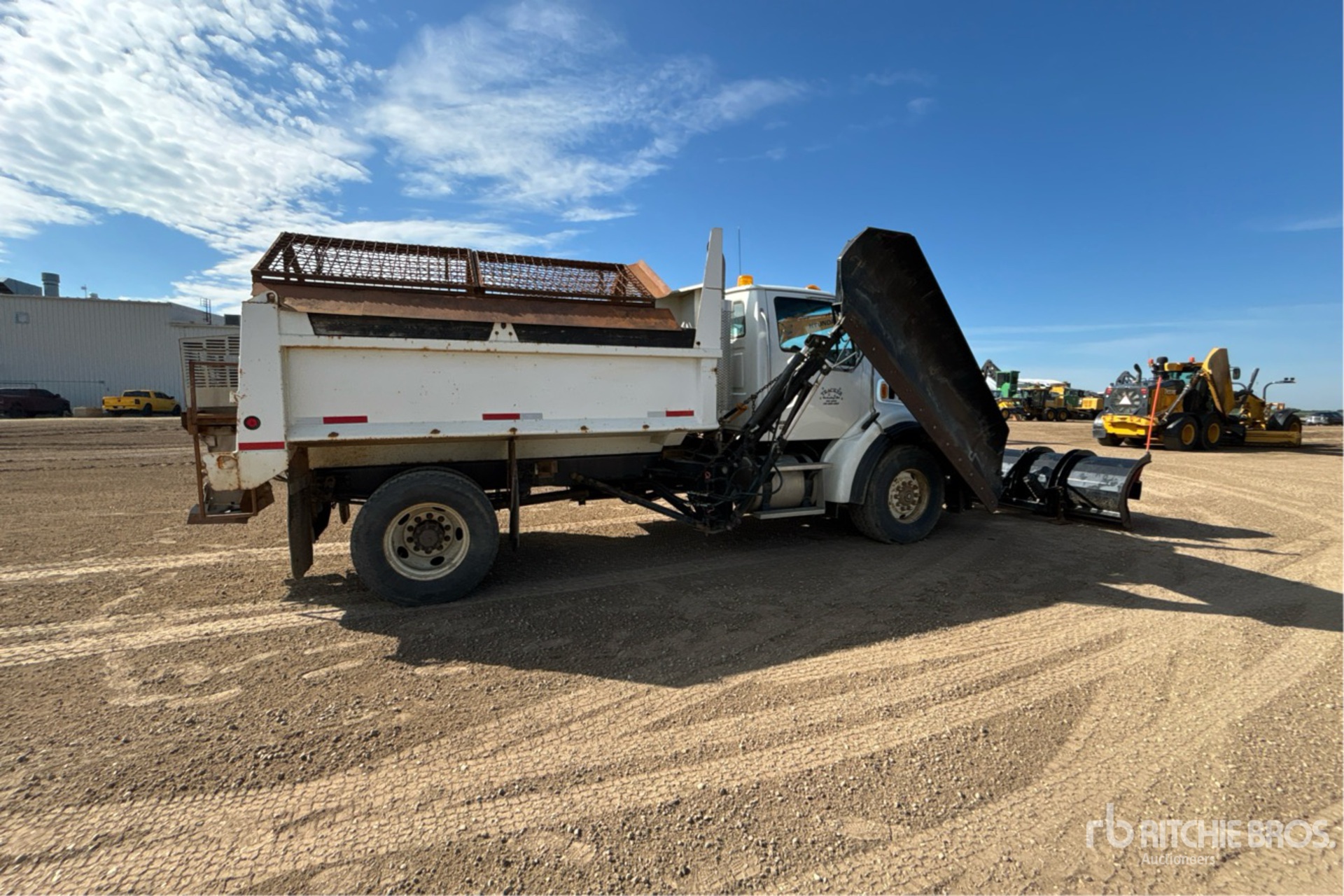 2007 Sterling L7500