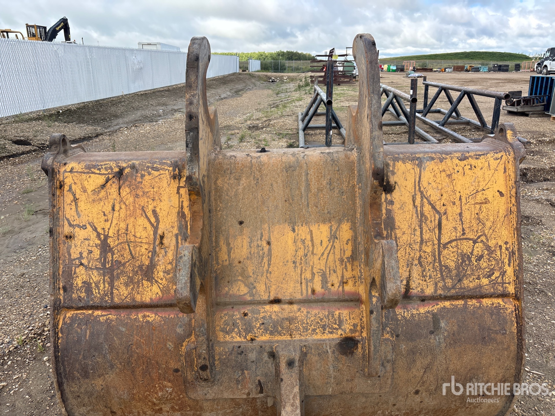 Caterpillar 66 in Q/C Cleanup - Fits Cat 336EL