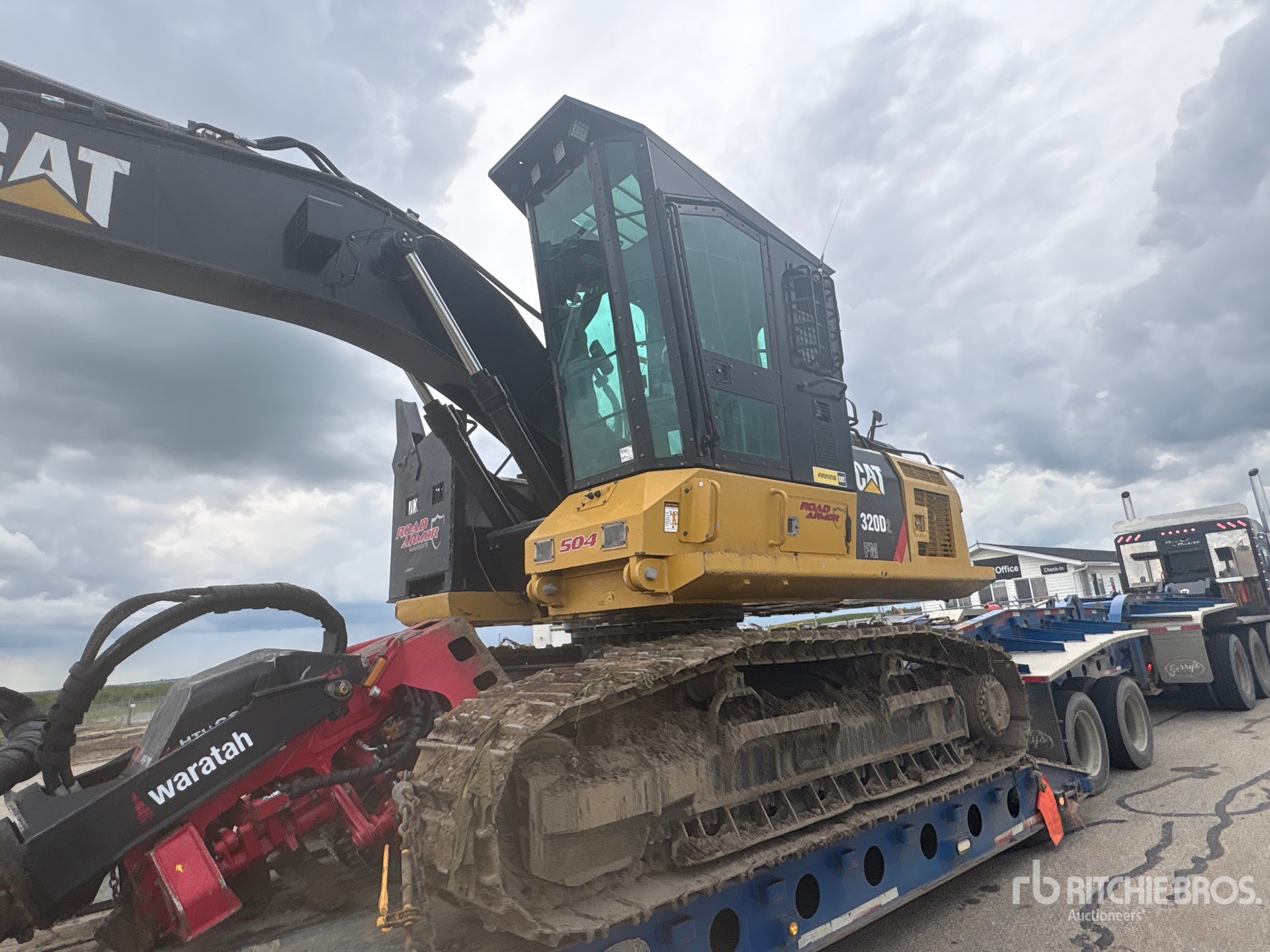 Photo of a 2018 Caterpillar 320D2
