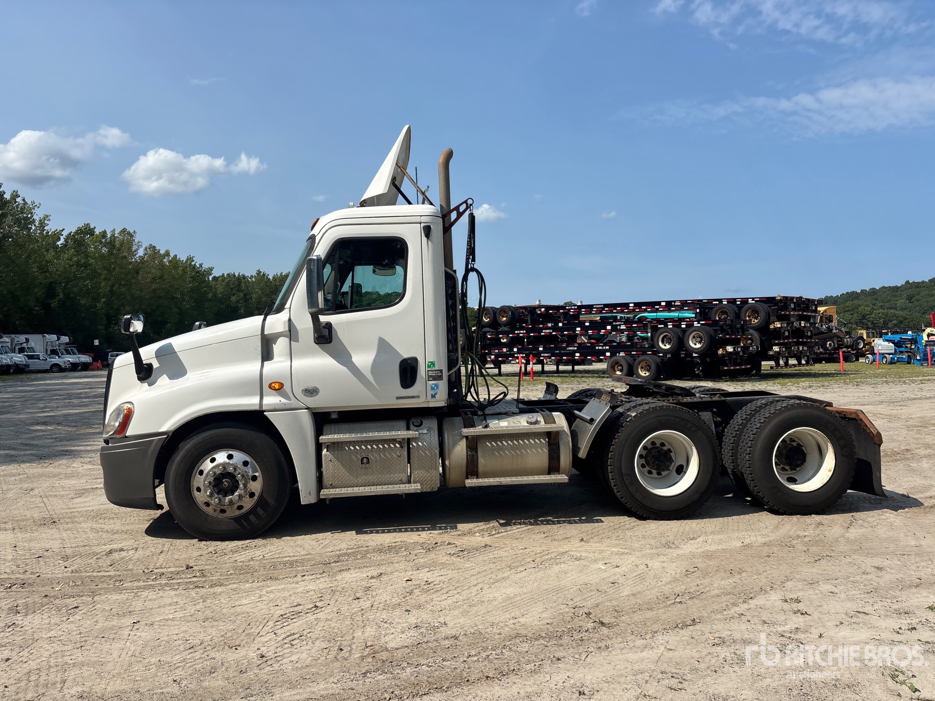 2012 Freightliner Cascadia 125