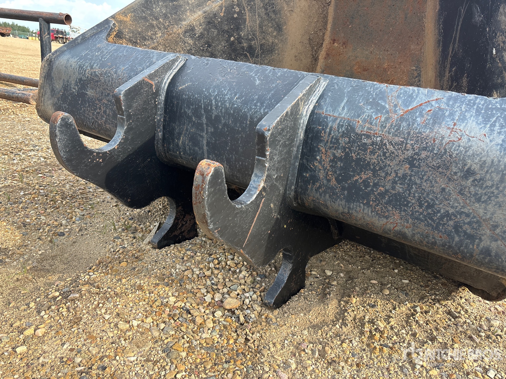 CWS V Bucket - fits 250 Series Exca ...