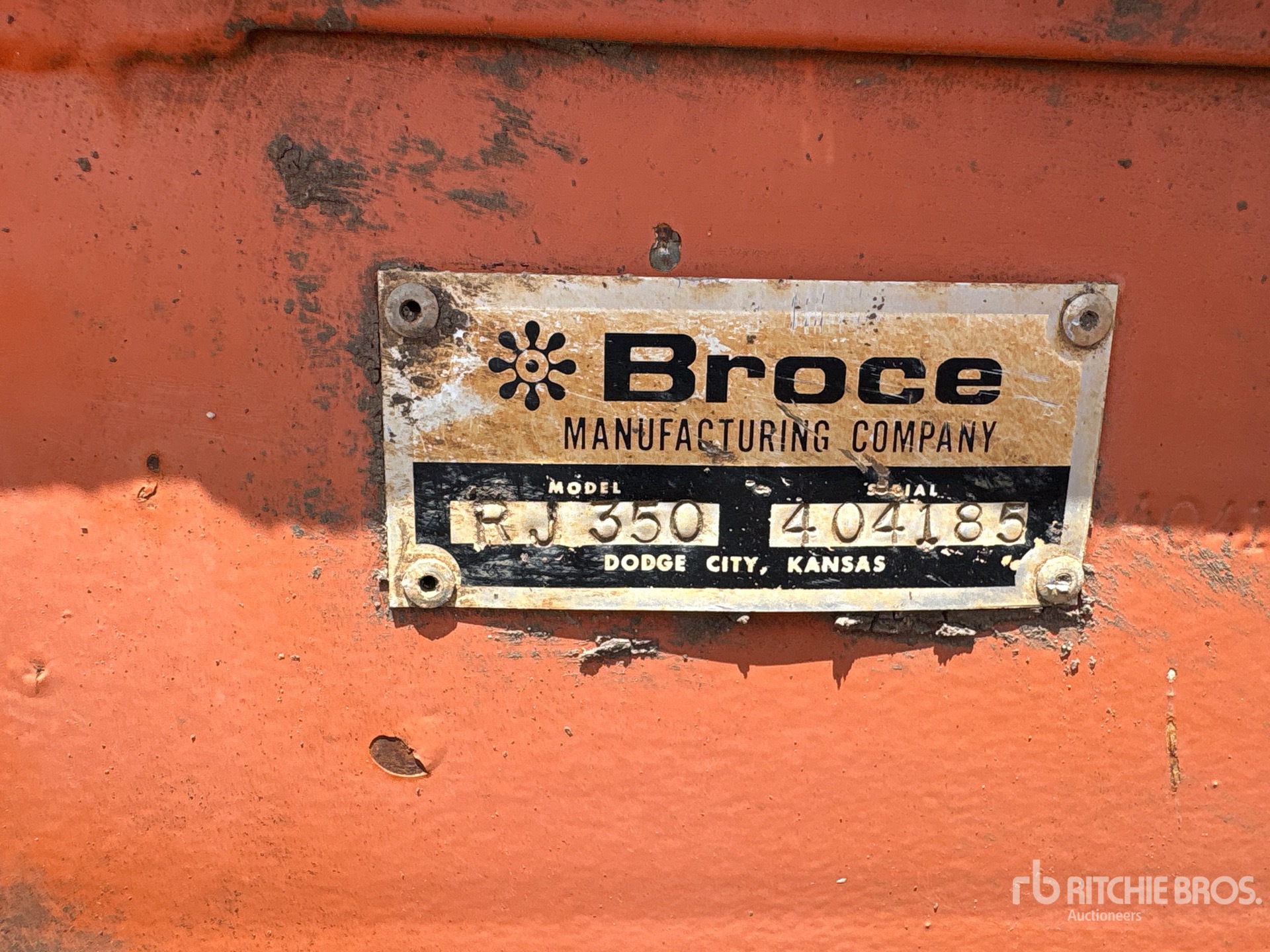 2004 Broce Broom RJ350