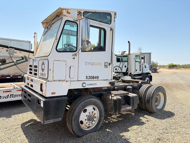 2006 Capacity TJ500 4x2 Spotter Truck