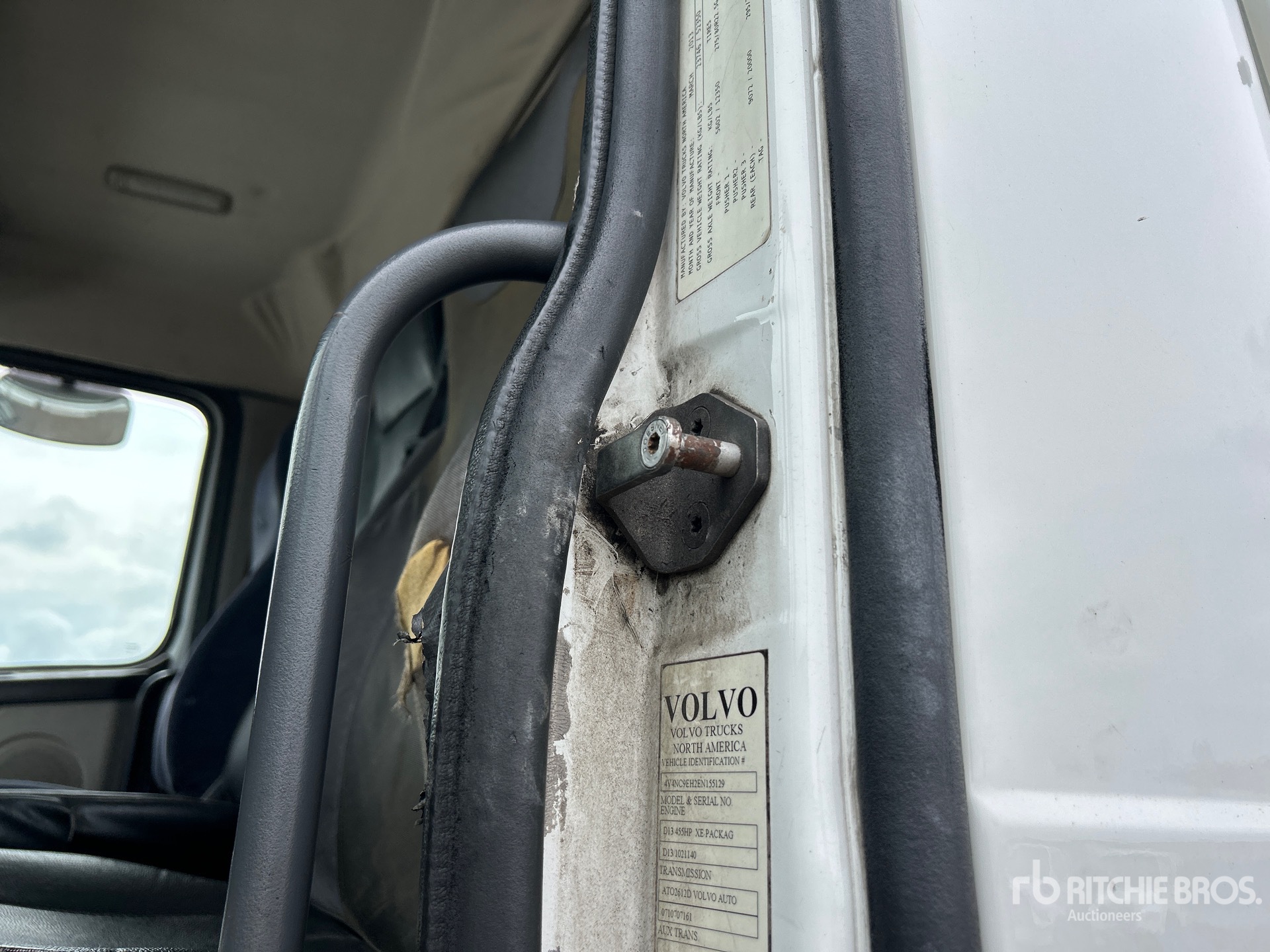 2014 Volvo VNL