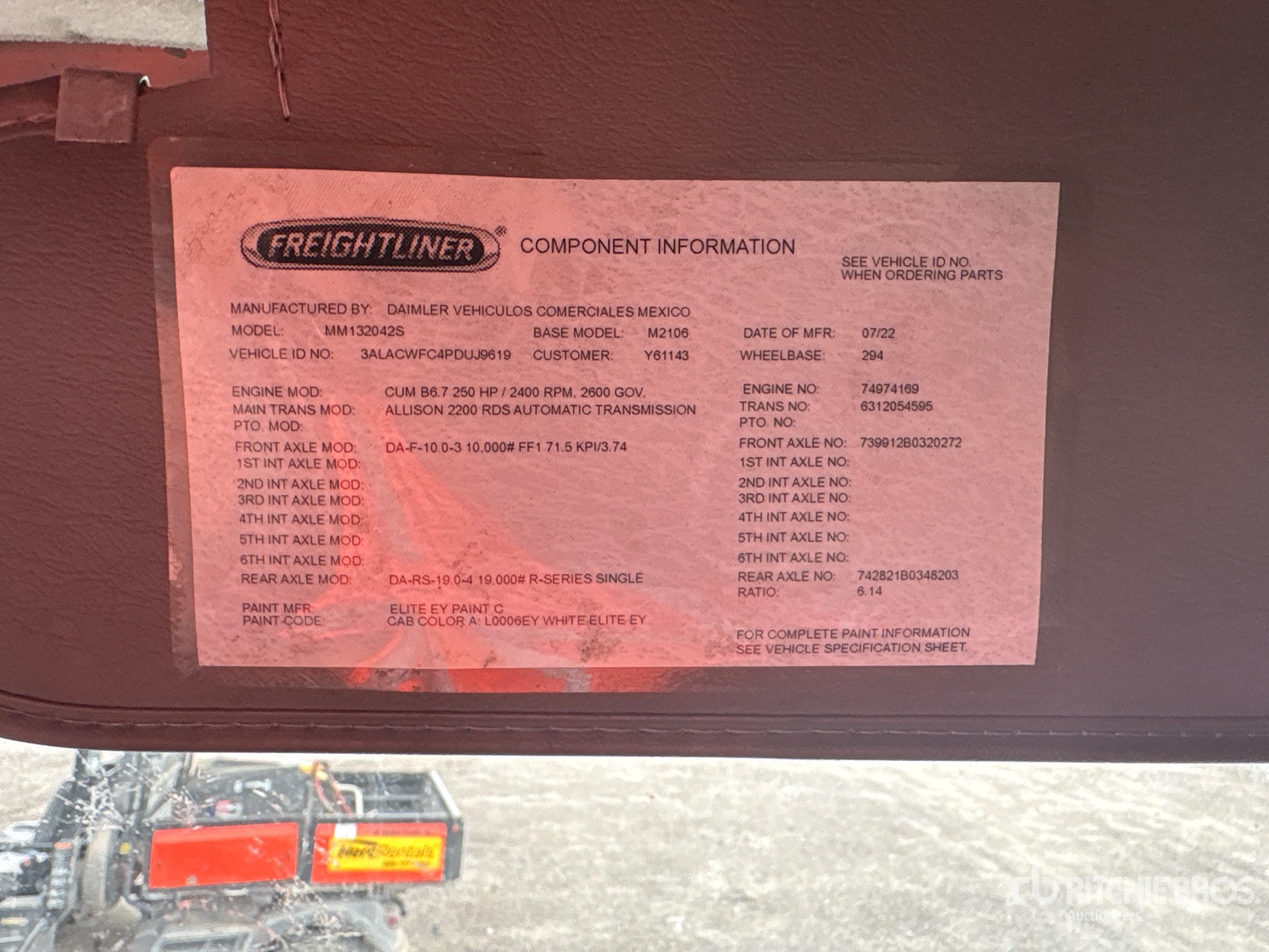 2023 Freightliner M2 106