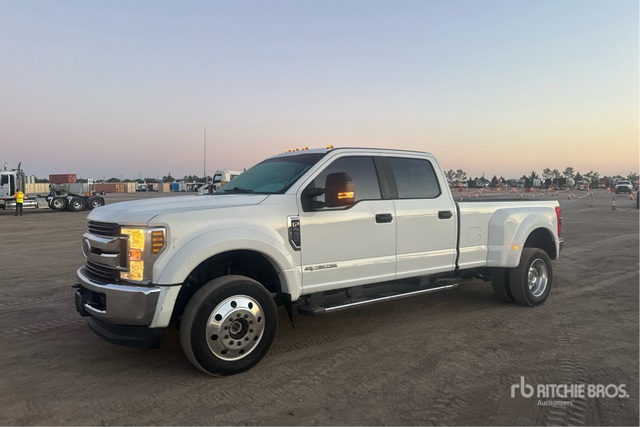 2019 Ford F-450 Stx 4x4 Crew Cab Pickup