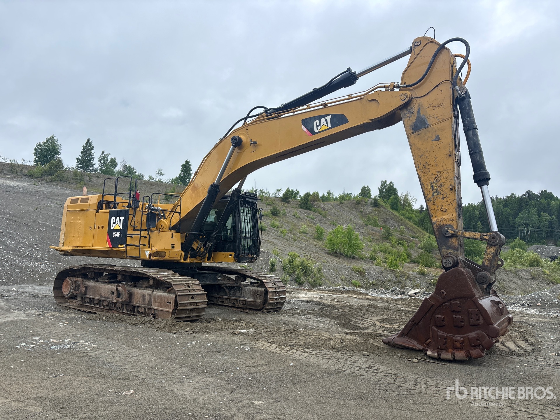 2018 Caterpillar 374F L