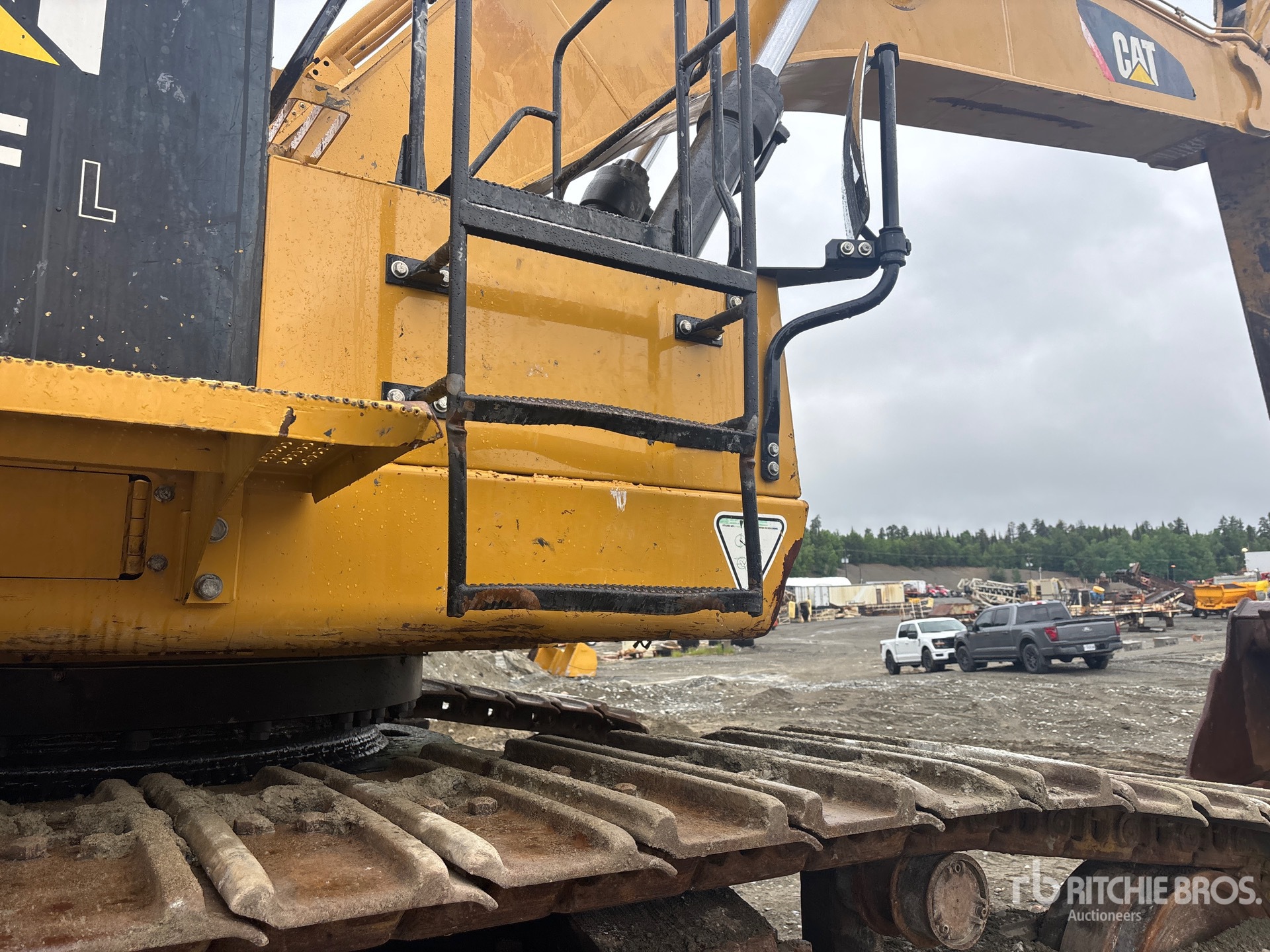2018 Caterpillar 374F L
