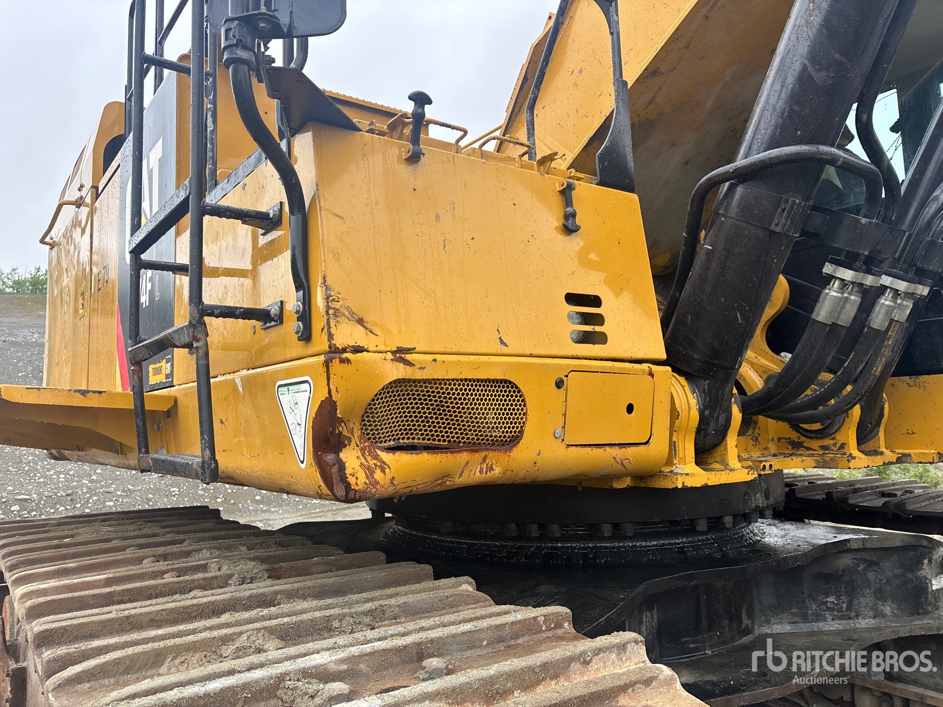 2018 Caterpillar 374F L