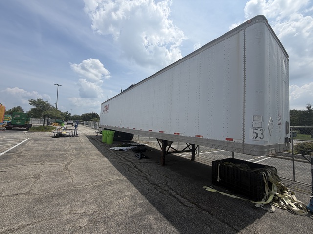 1999 Trailmobile 53 ft T/A Van Trailer w/ 25,000 SQFT Inflatable Bounce House 1999 Trailmobile 53 ft T/A Van Trailer w/ 25,000 SQFT Inflatable Bounce House
