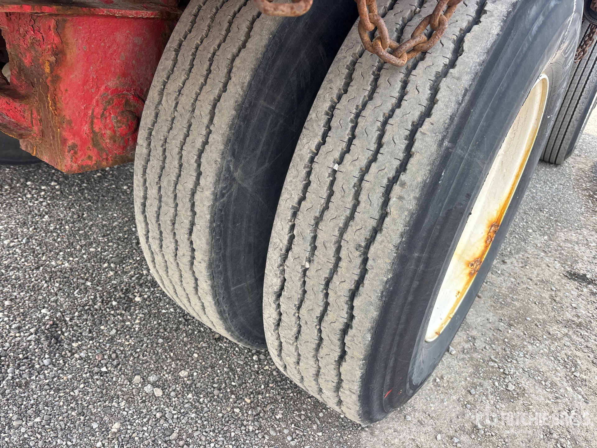 1992 Load King 48 ft T/A Spread Axle