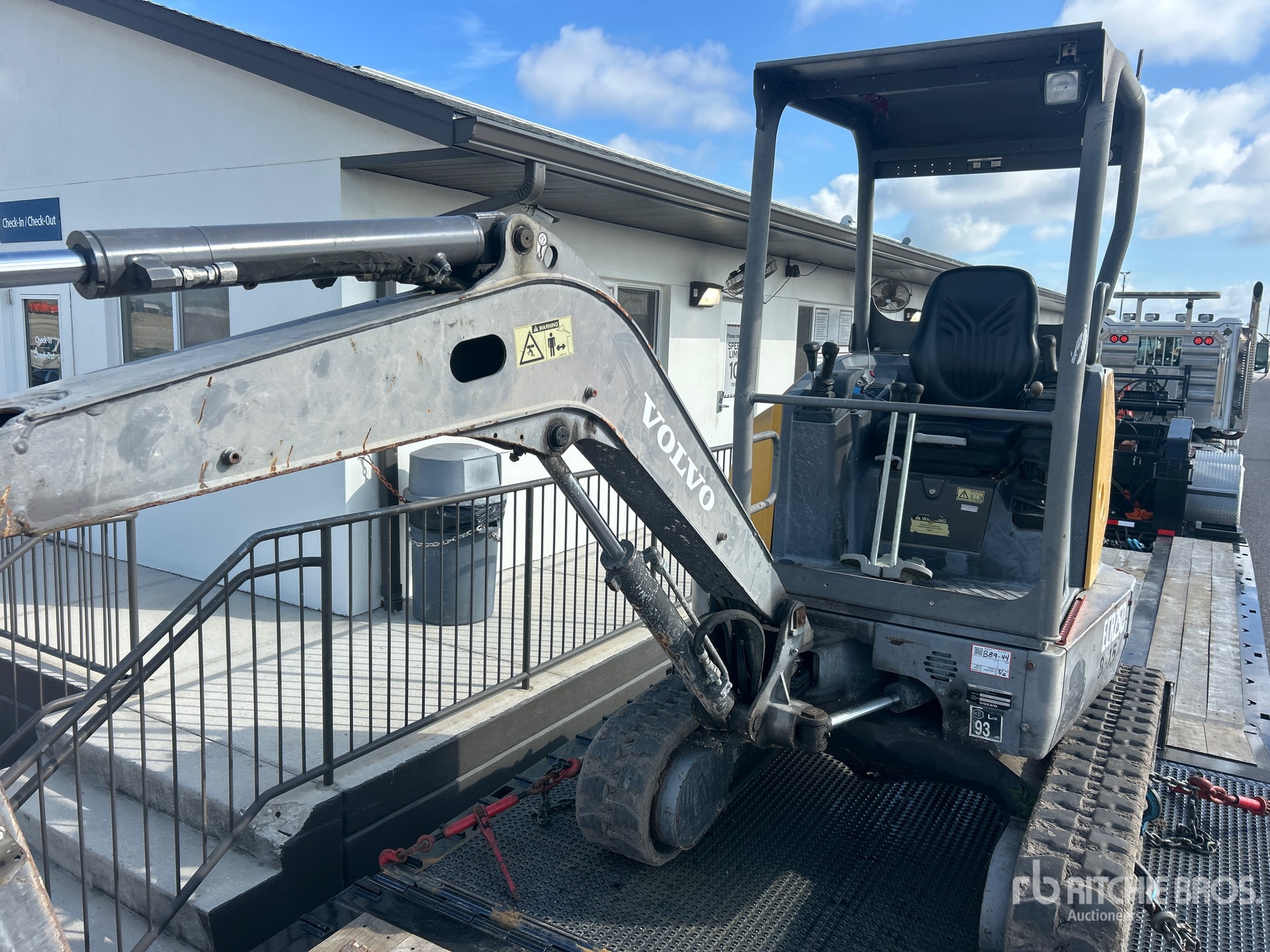 2018 Volvo ECR25D