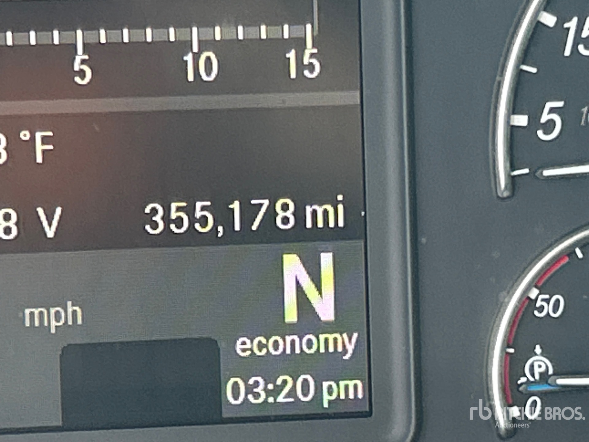 2021 Freightliner CASCADIA 126