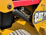 Hydraulics with Loader Lift Cylinders