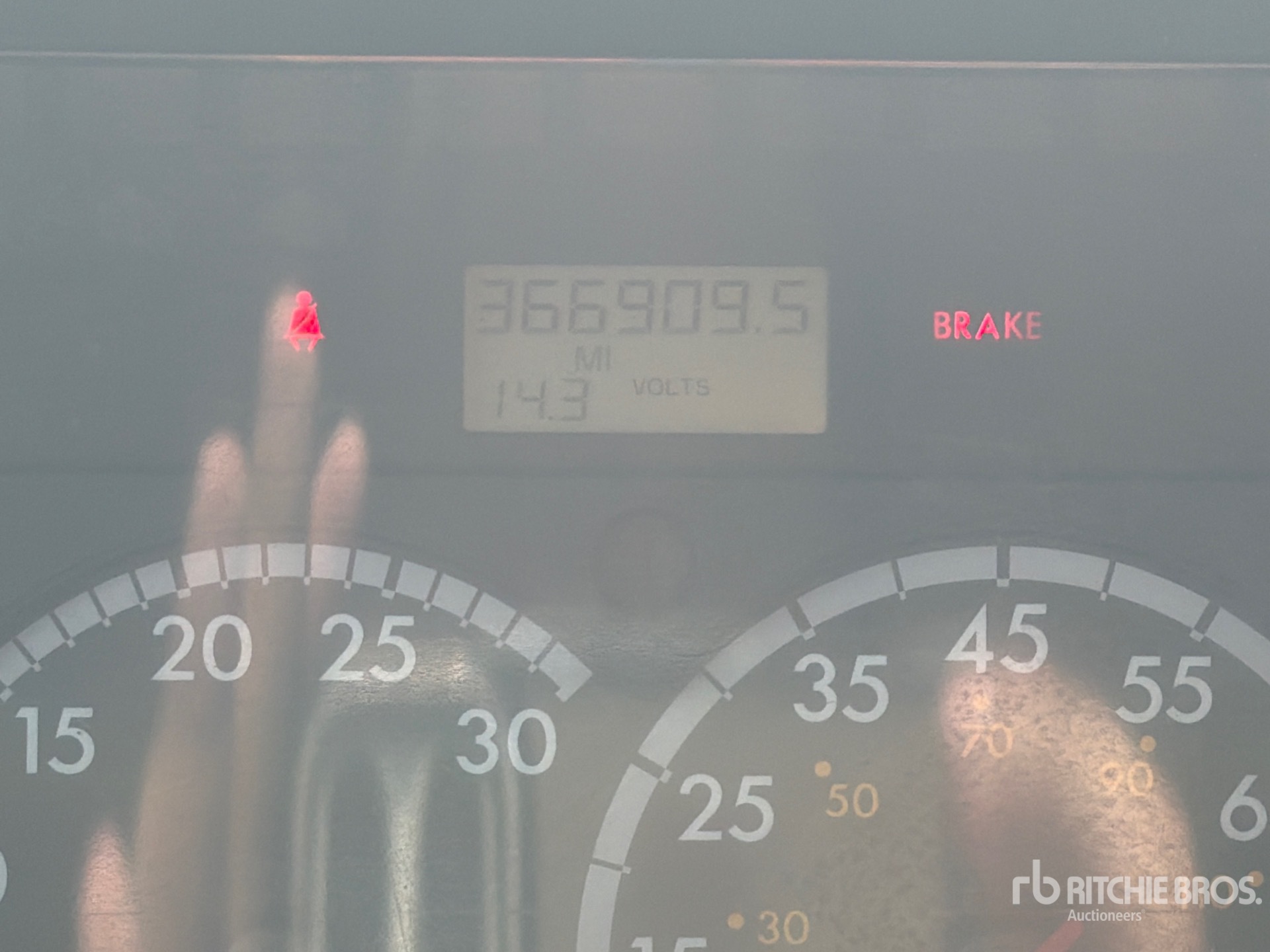 2013 Freightliner M2 106